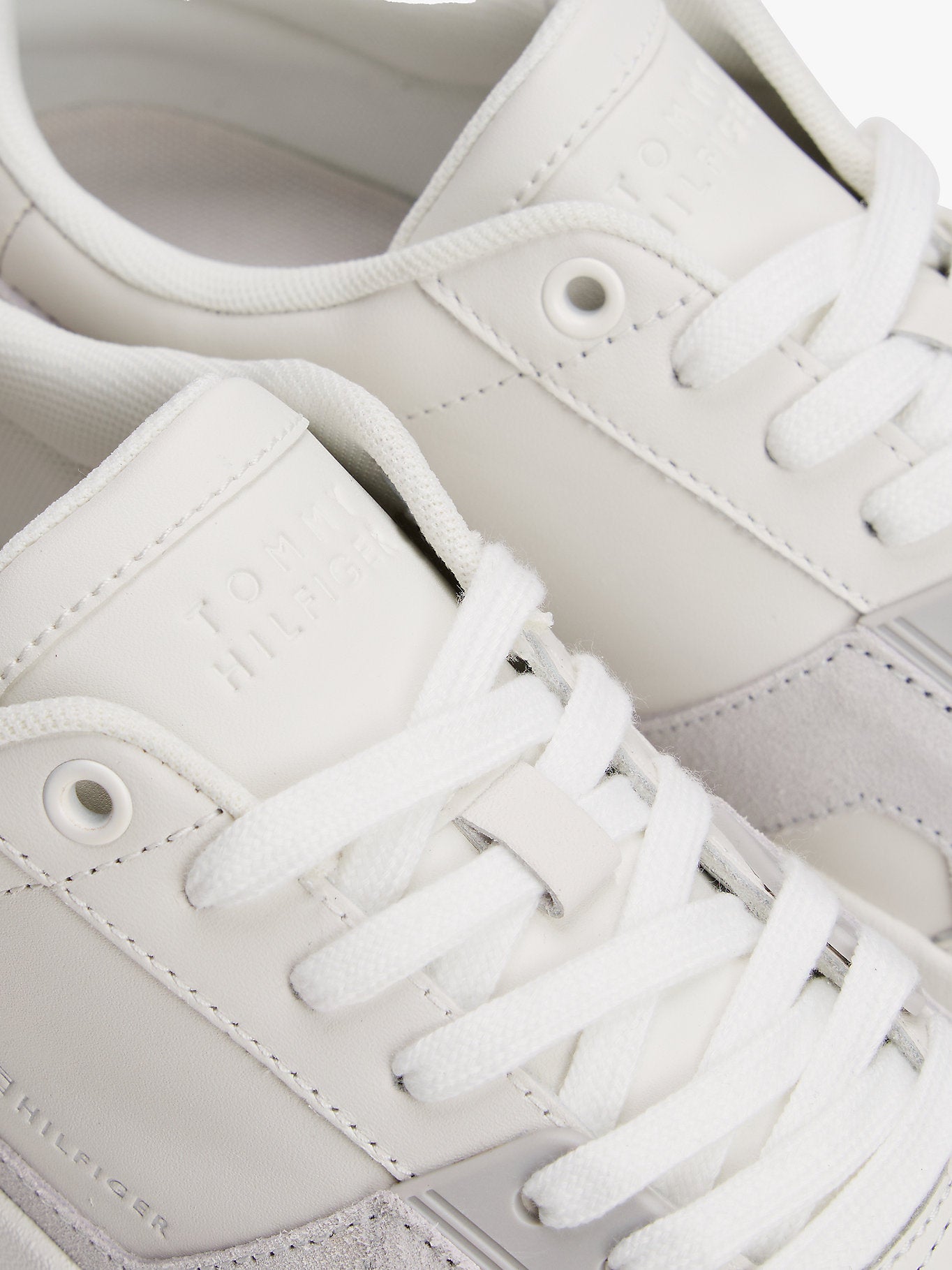 סניקרס טומי הילפיגר Contrast Panel Court Trainers