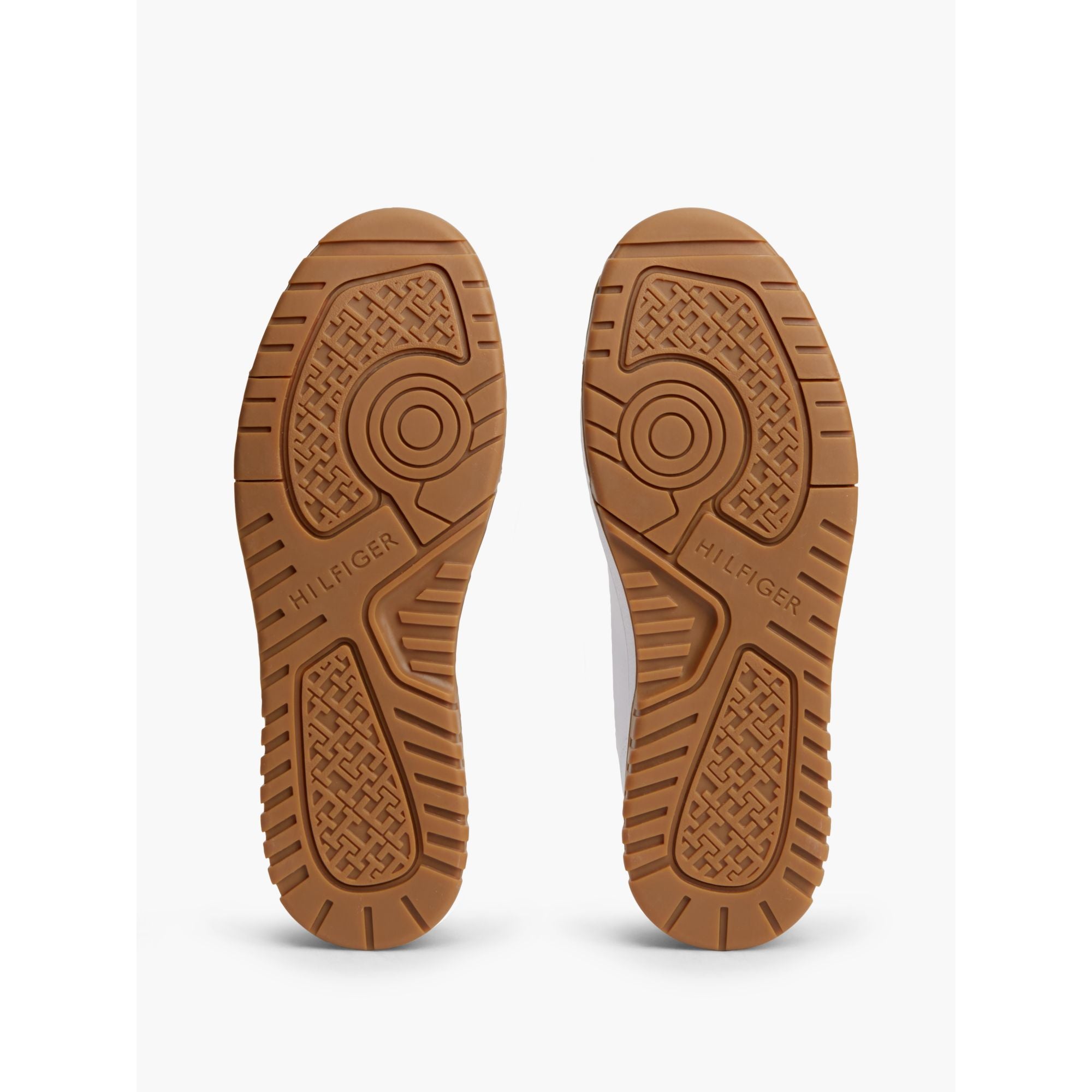 נעל טומי הילפיגר Basket Core Leather