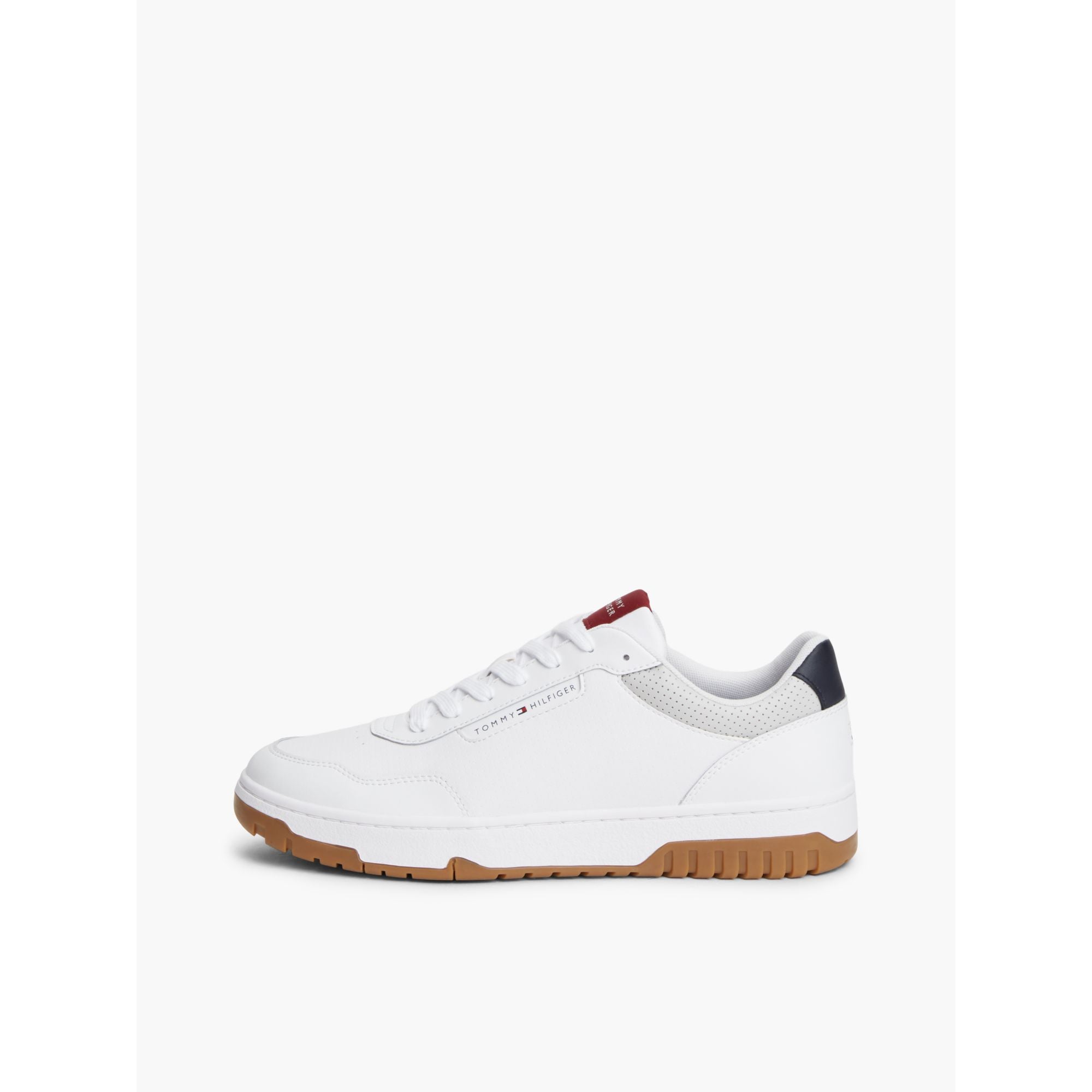 נעל טומי הילפיגר Basket Core Leather