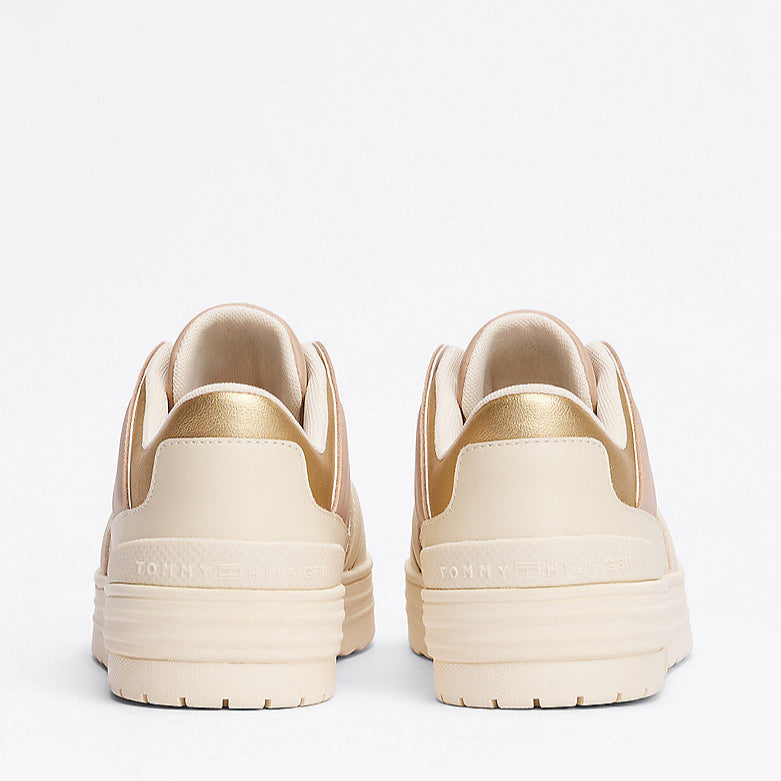 סניקרס טומי הילפיגר Basketball Trainers