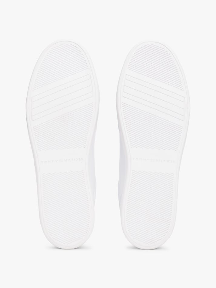 סניקרס טומי הילפיגר Th Monogram Court Trainers