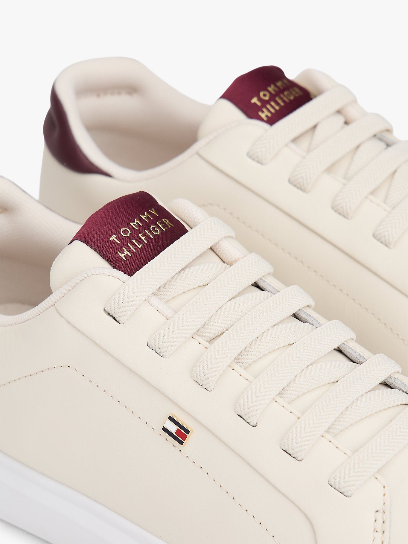 Tommy Hilfiger Icon Court Light Weight Sneaker