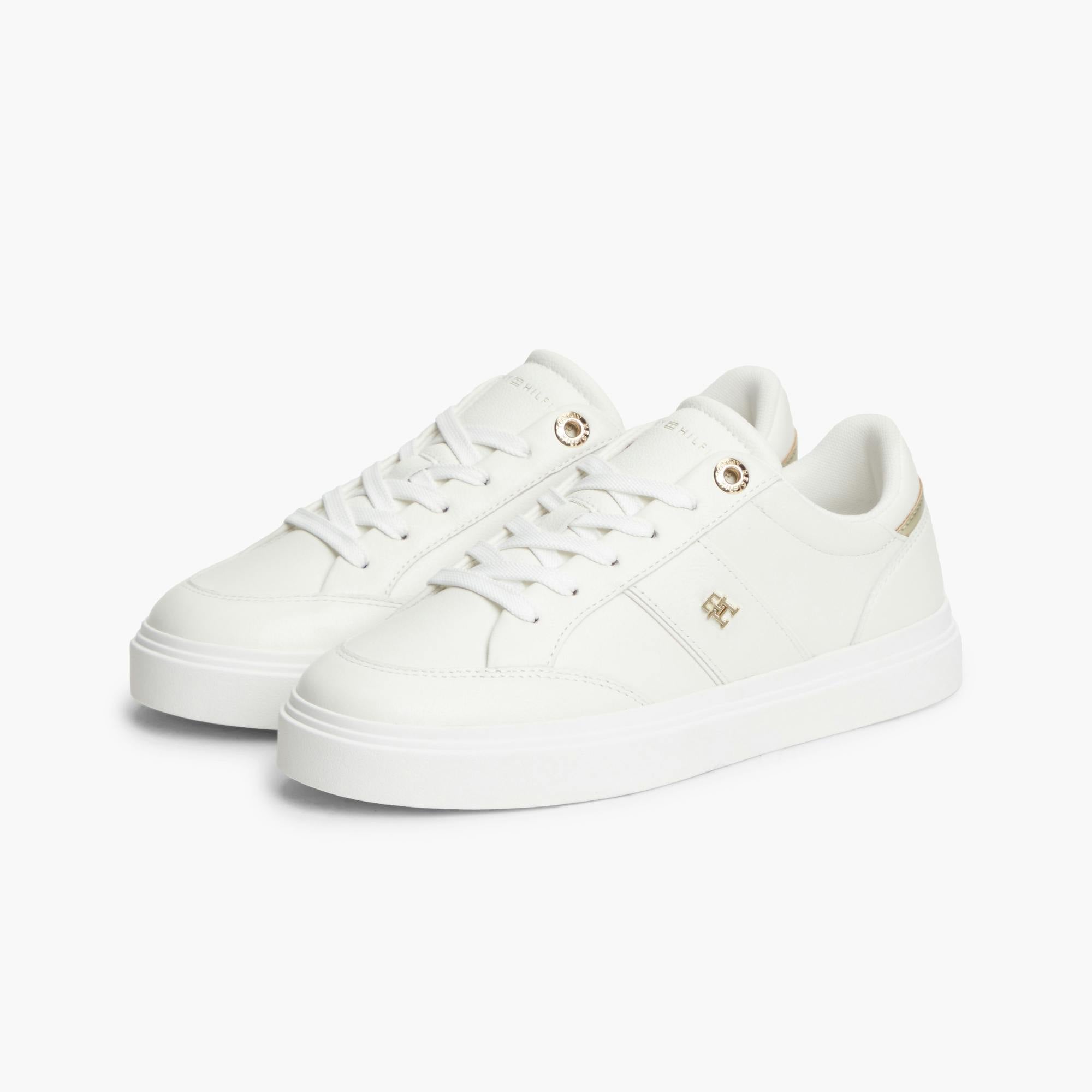 حذاء تومي هيلفيجر Feminine Cupsole