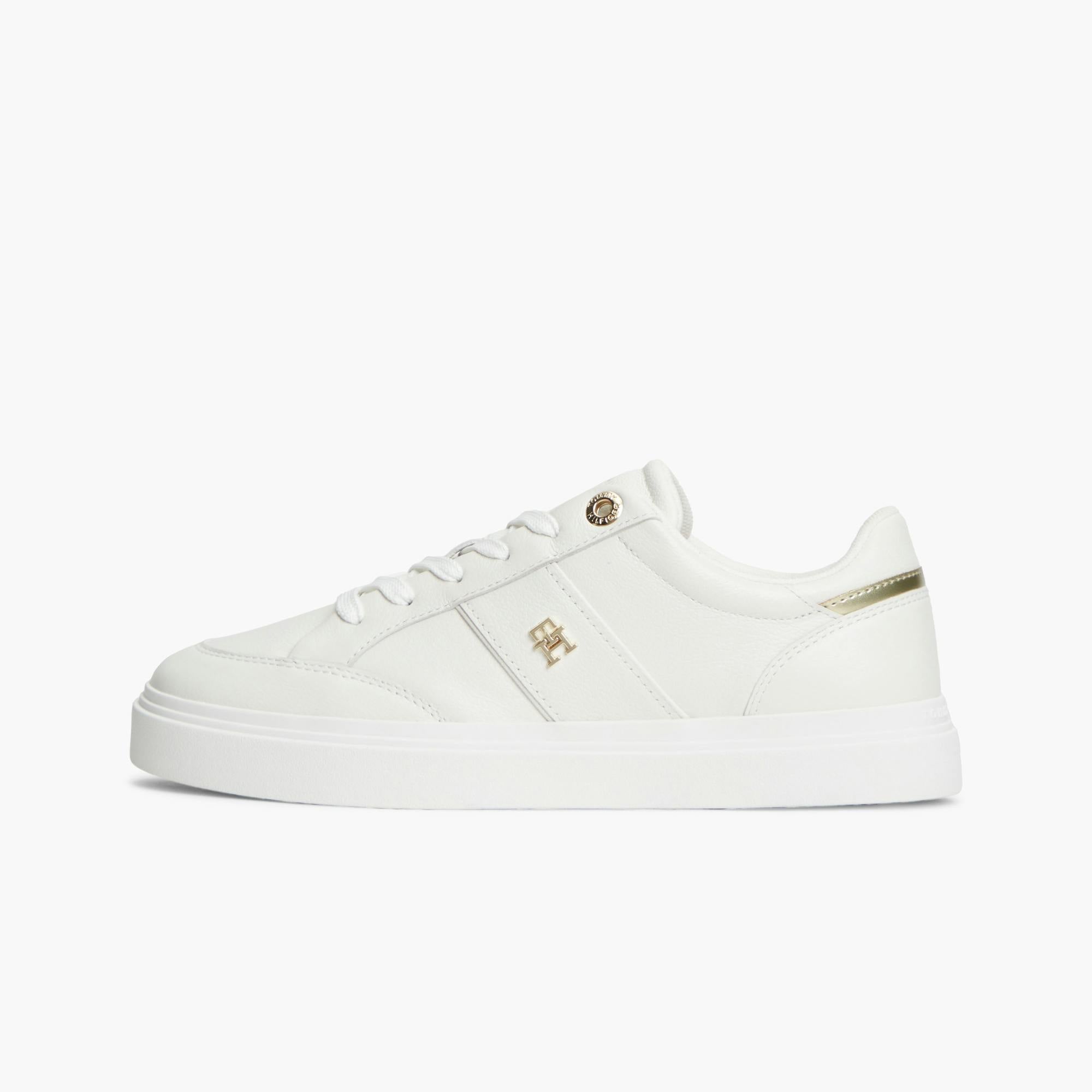 حذاء تومي هيلفيجر Feminine Cupsole