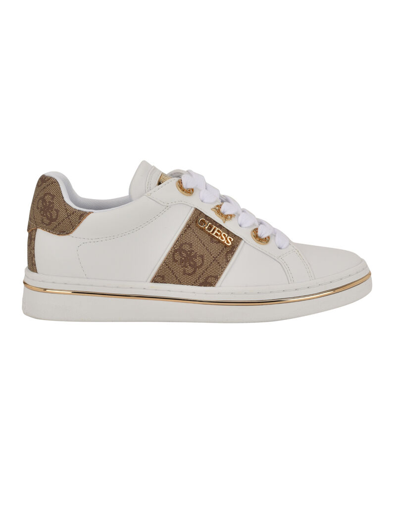 حذاء سنيكر جيس Stew