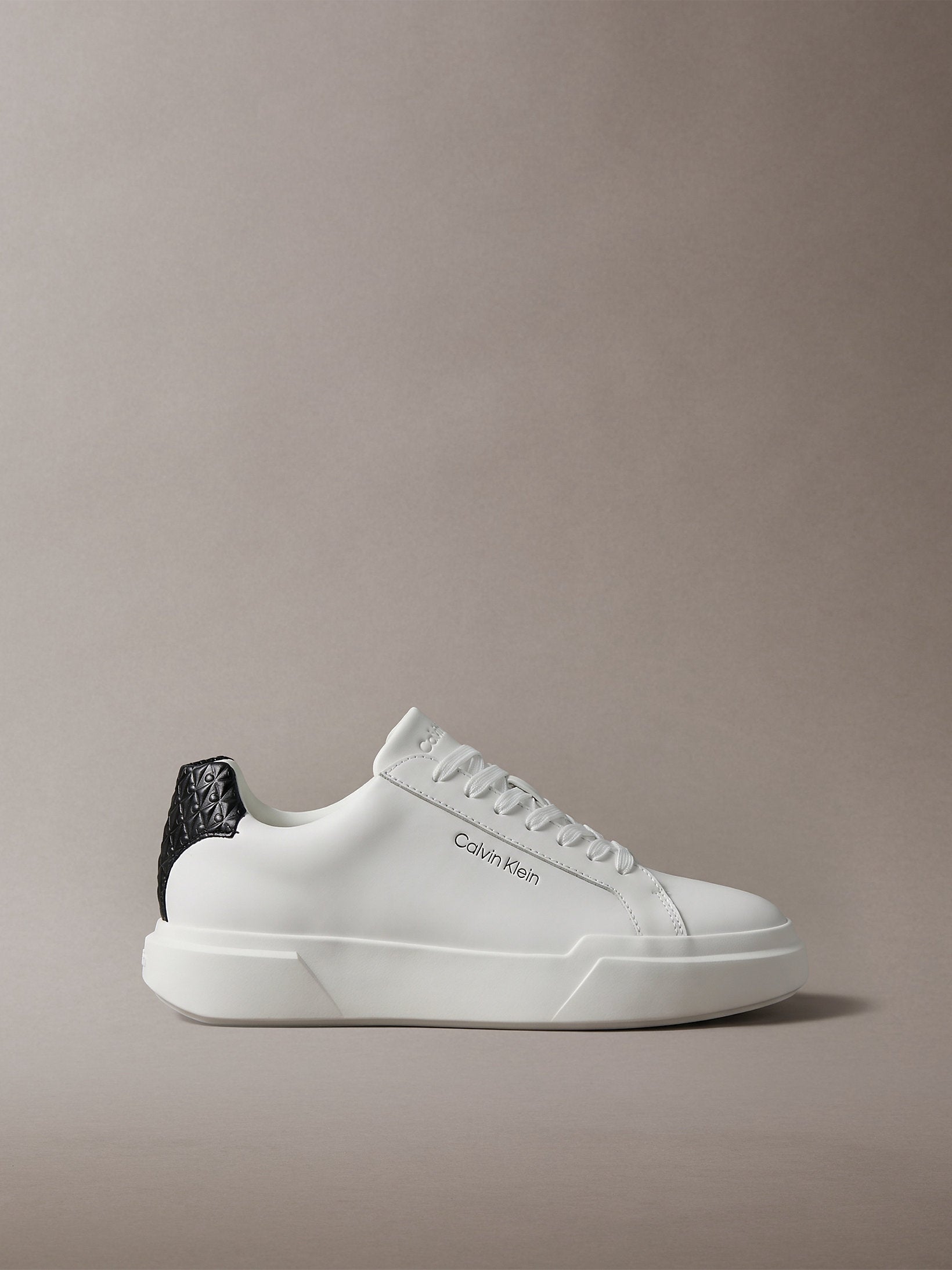 حذاء سنيكر كالفين كلاين Chunky Cups Laceup Lth Aop Bt