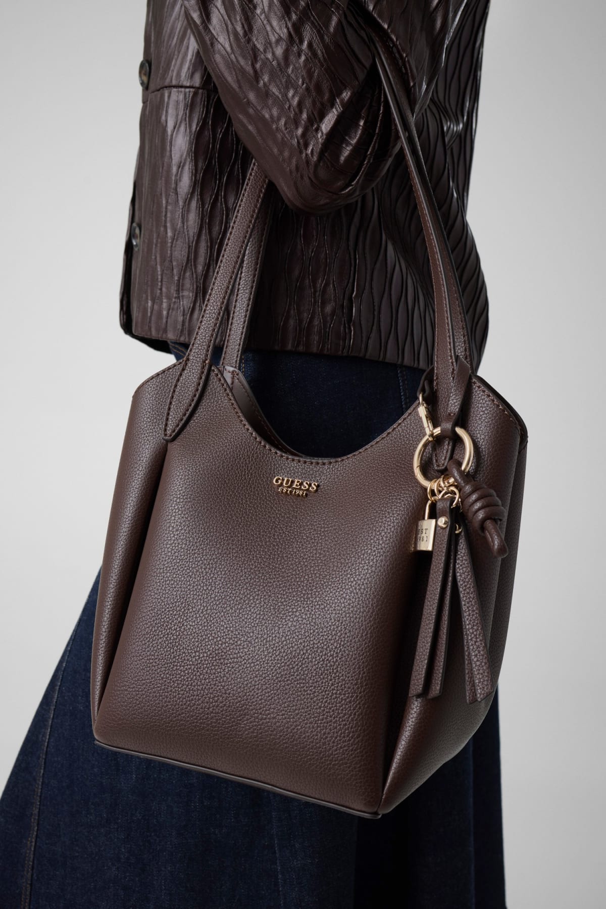 Guess Melody Bucket Bag