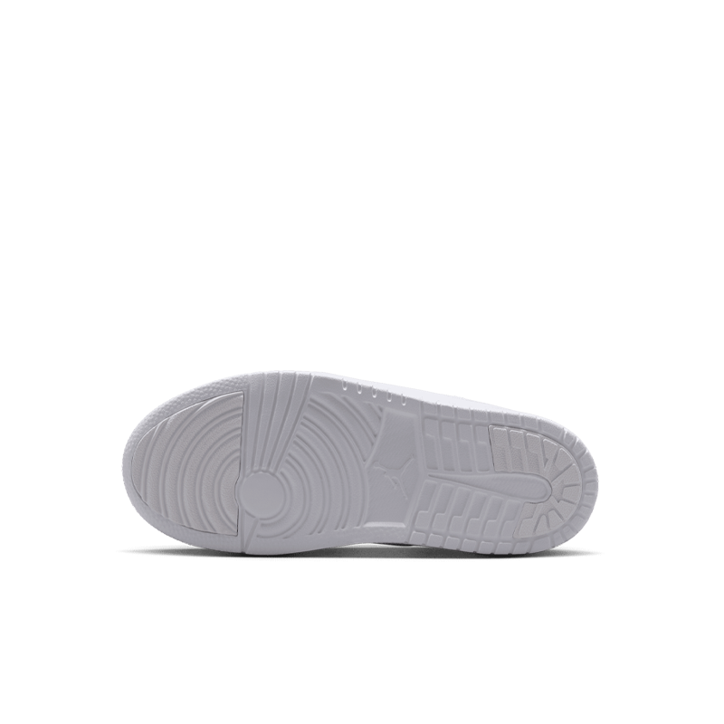 Nike Jordan Court Connect Low Sneaker