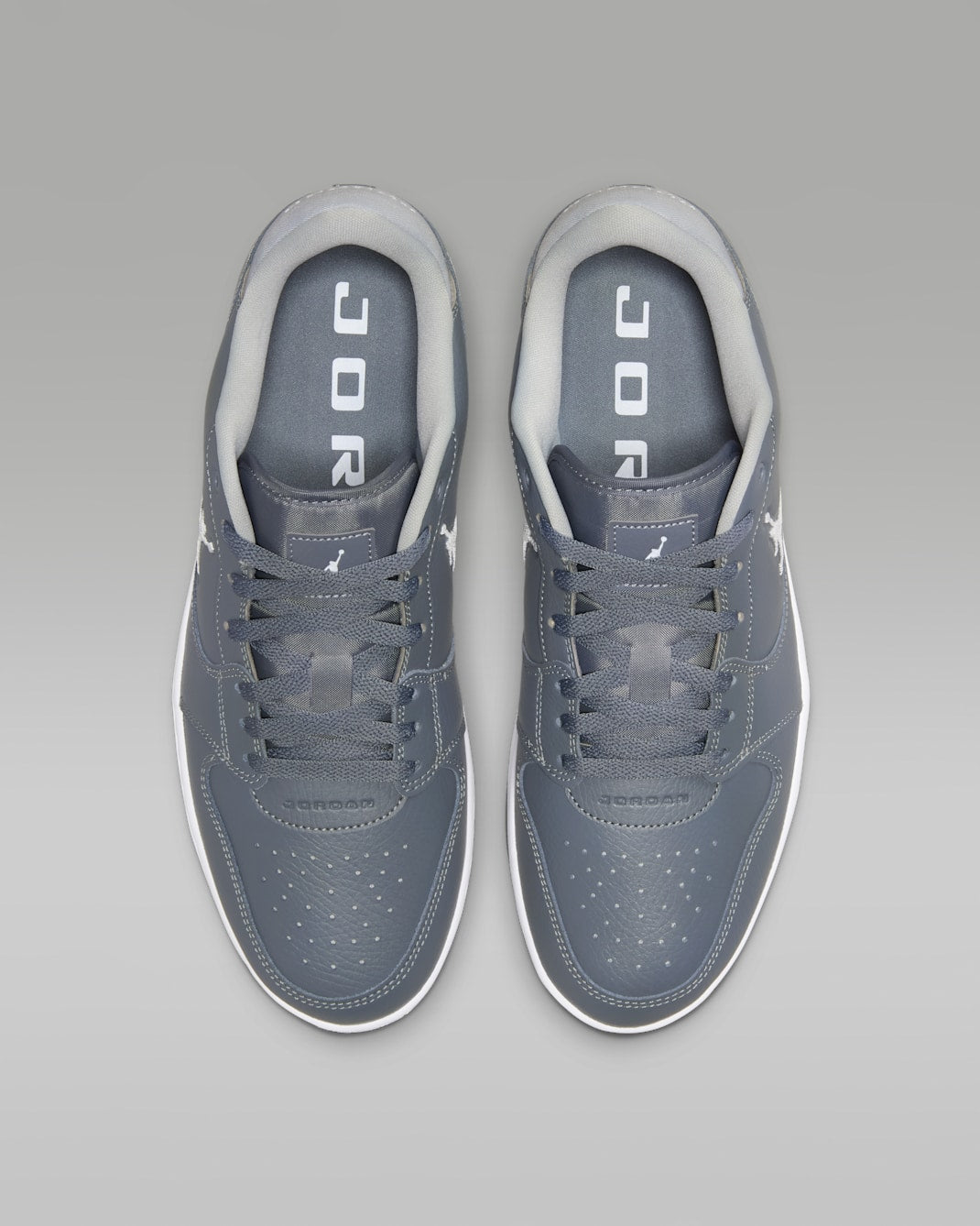 Nike Jordan Court Connect Low Sneaker