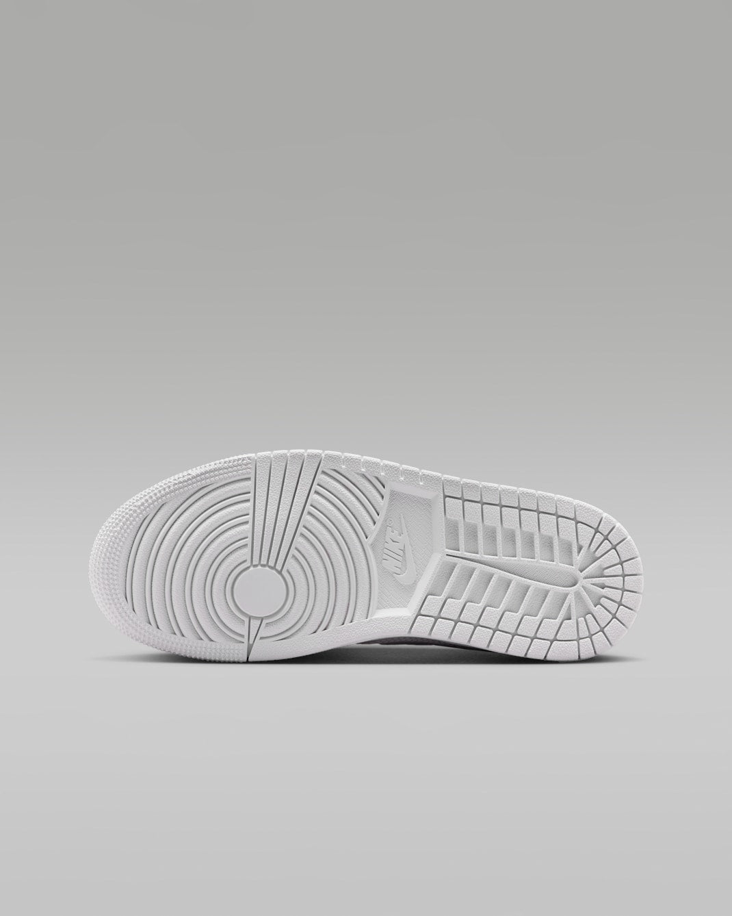 סניקרס נייקי Jordan Court Connect Low