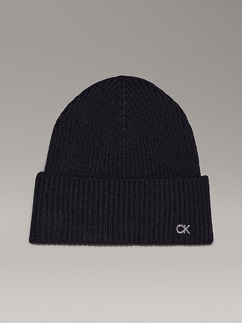 כובע קלווין קליין