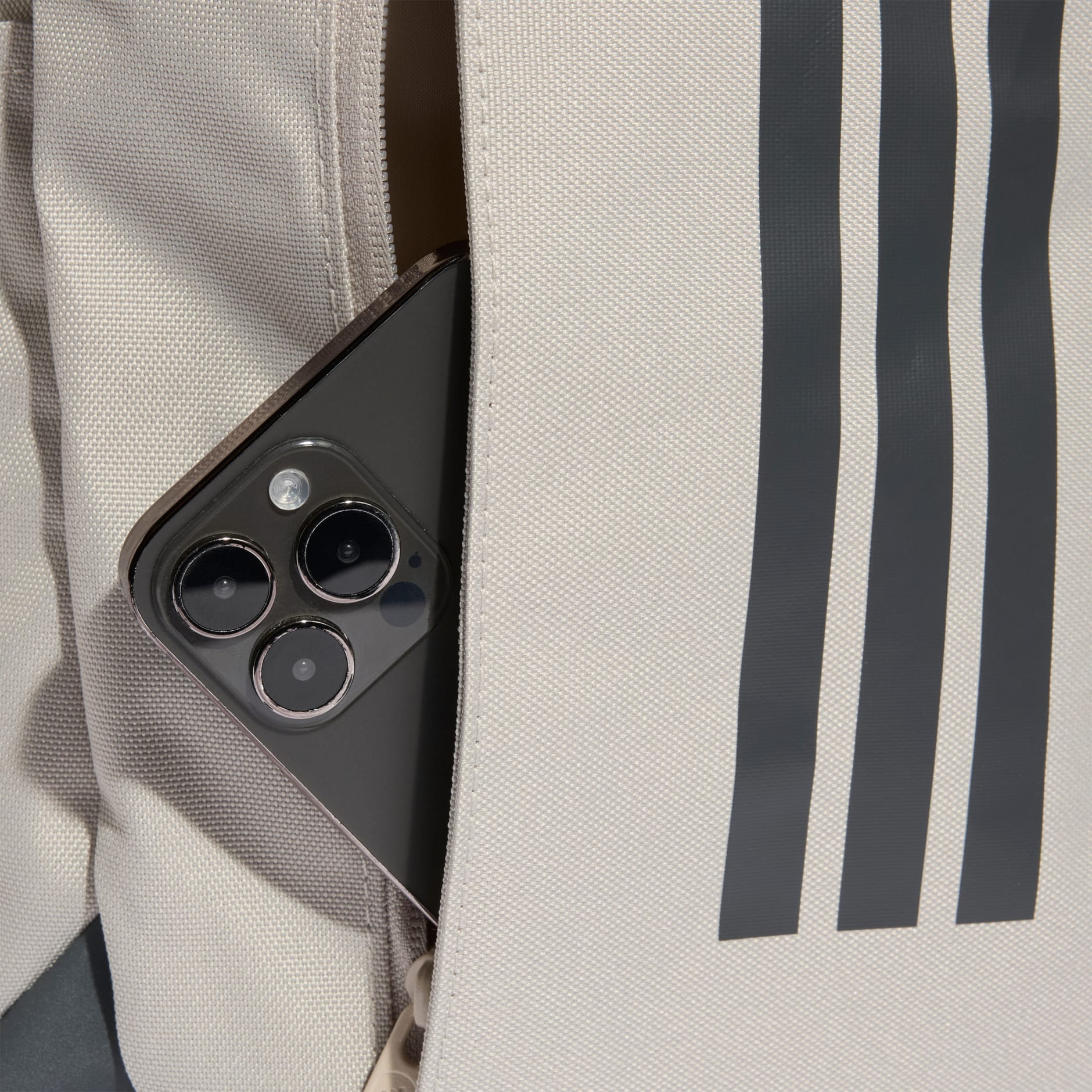 حقيبة اديداس Apwr Backpack