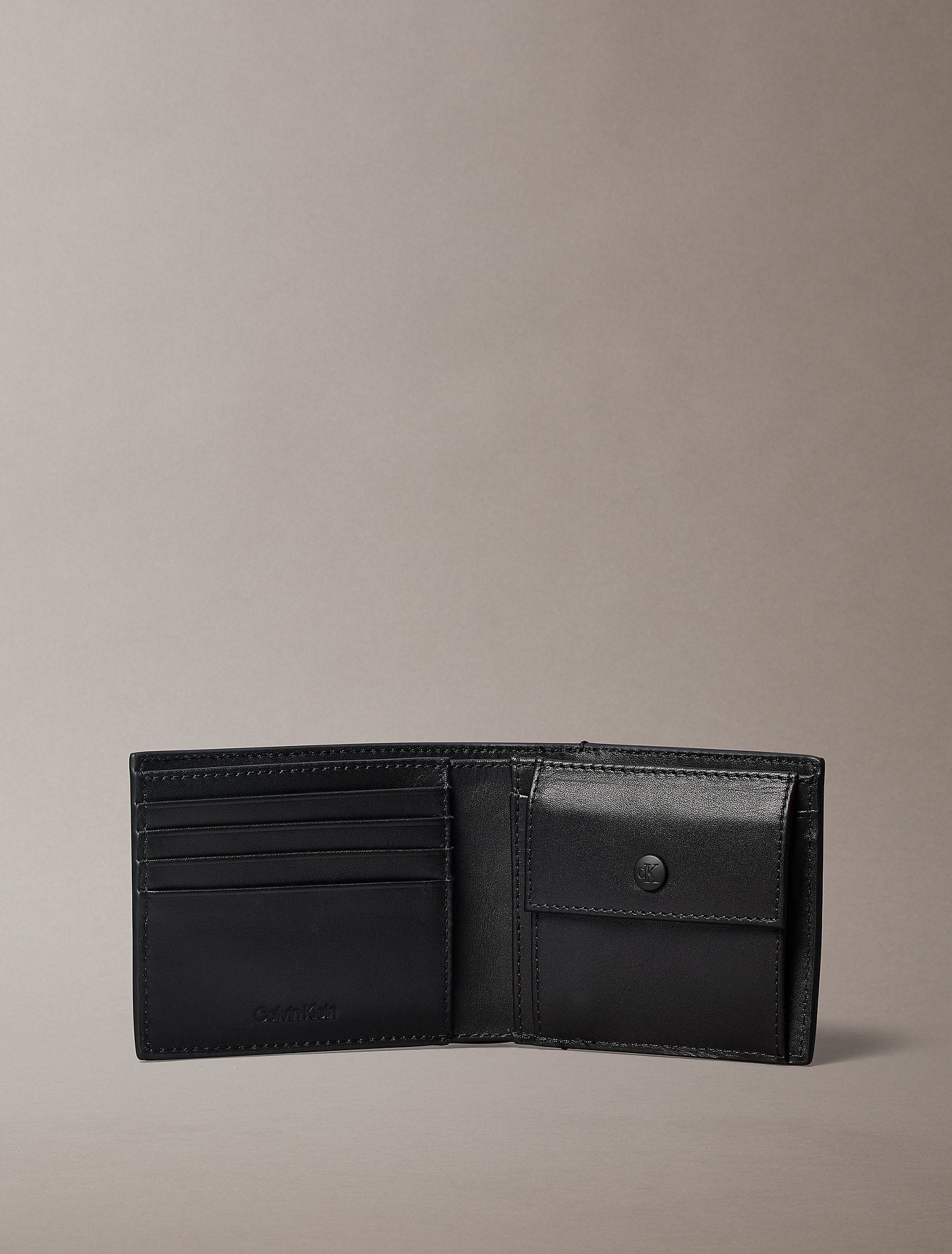 ארנק קלווין קליין Wallet
