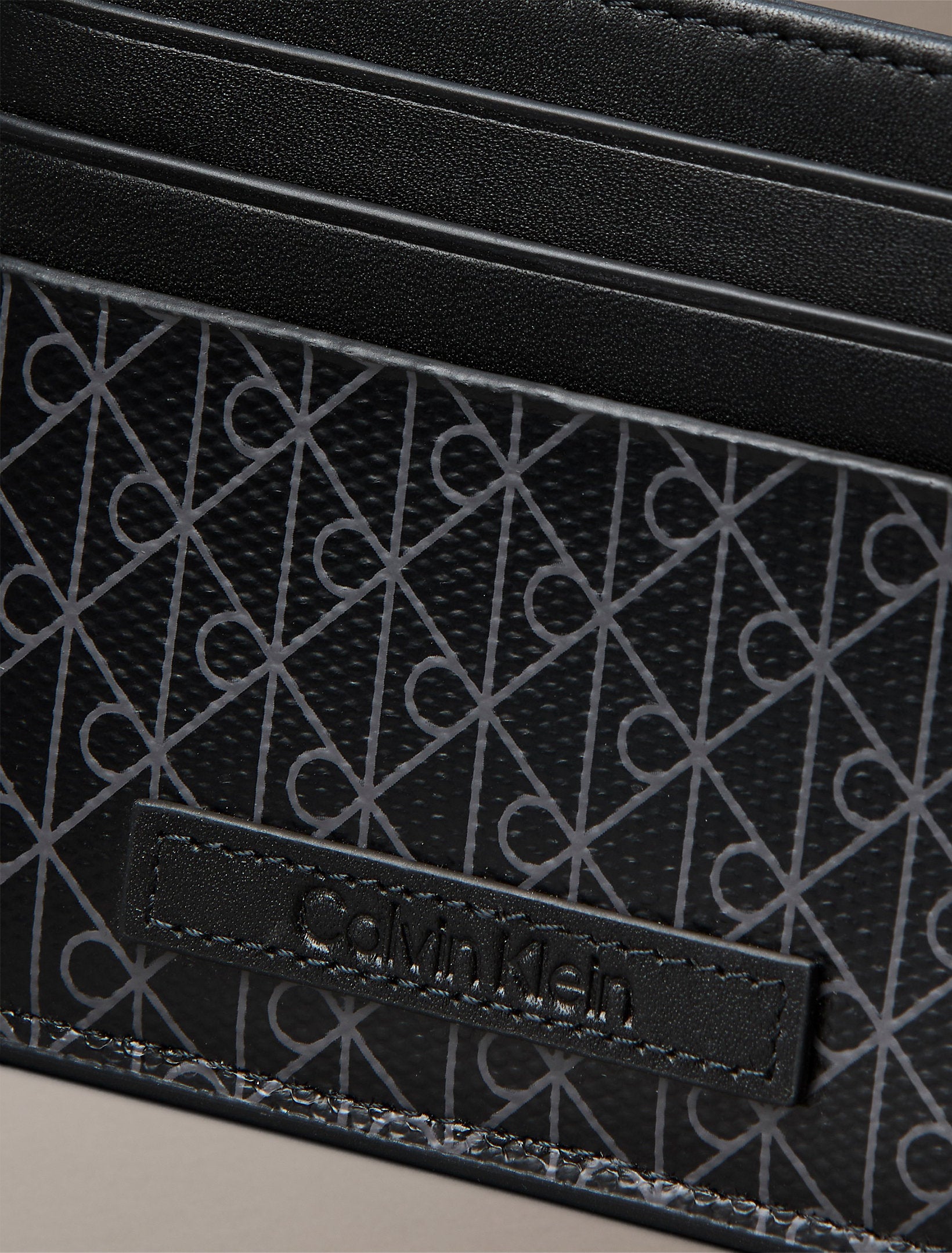 ארנק קלווין קליין Coated Ew Card Case