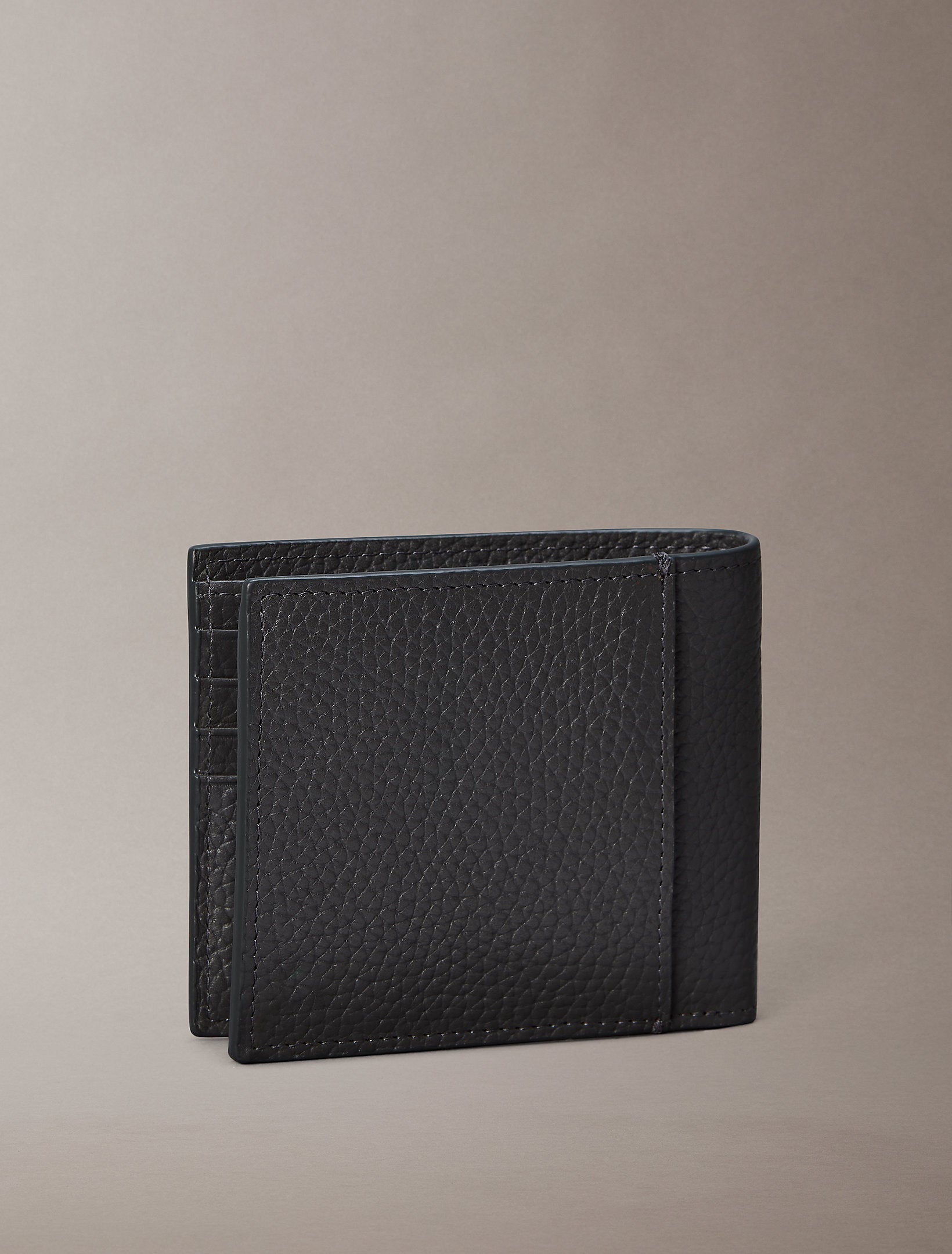 Calvin Klein Foil Emboss Billfold W Coin Wallet