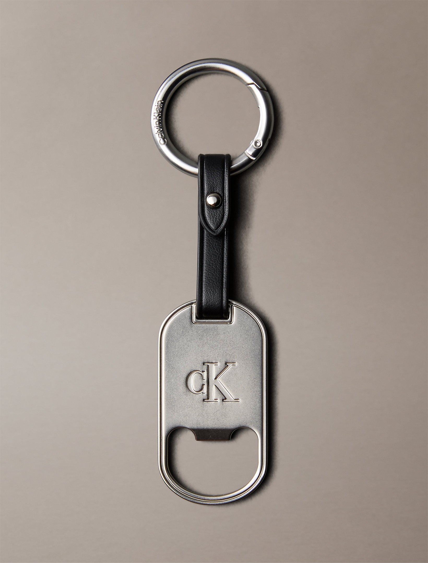 سلسلة مفاتيح كالفين كلاين Bottle Opener Key Fob