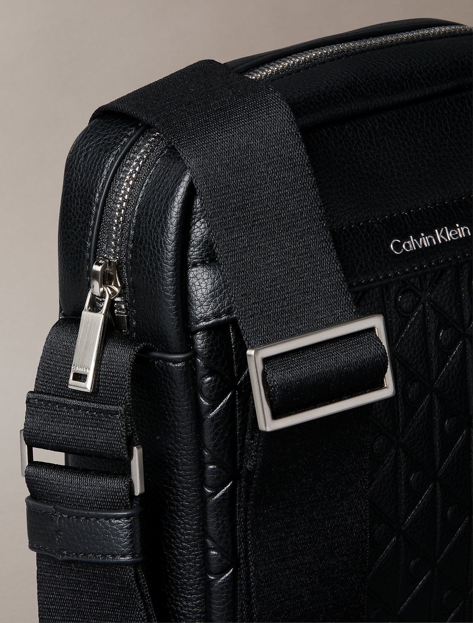 Calvin Klein Emblem Emboss Reporter Bag