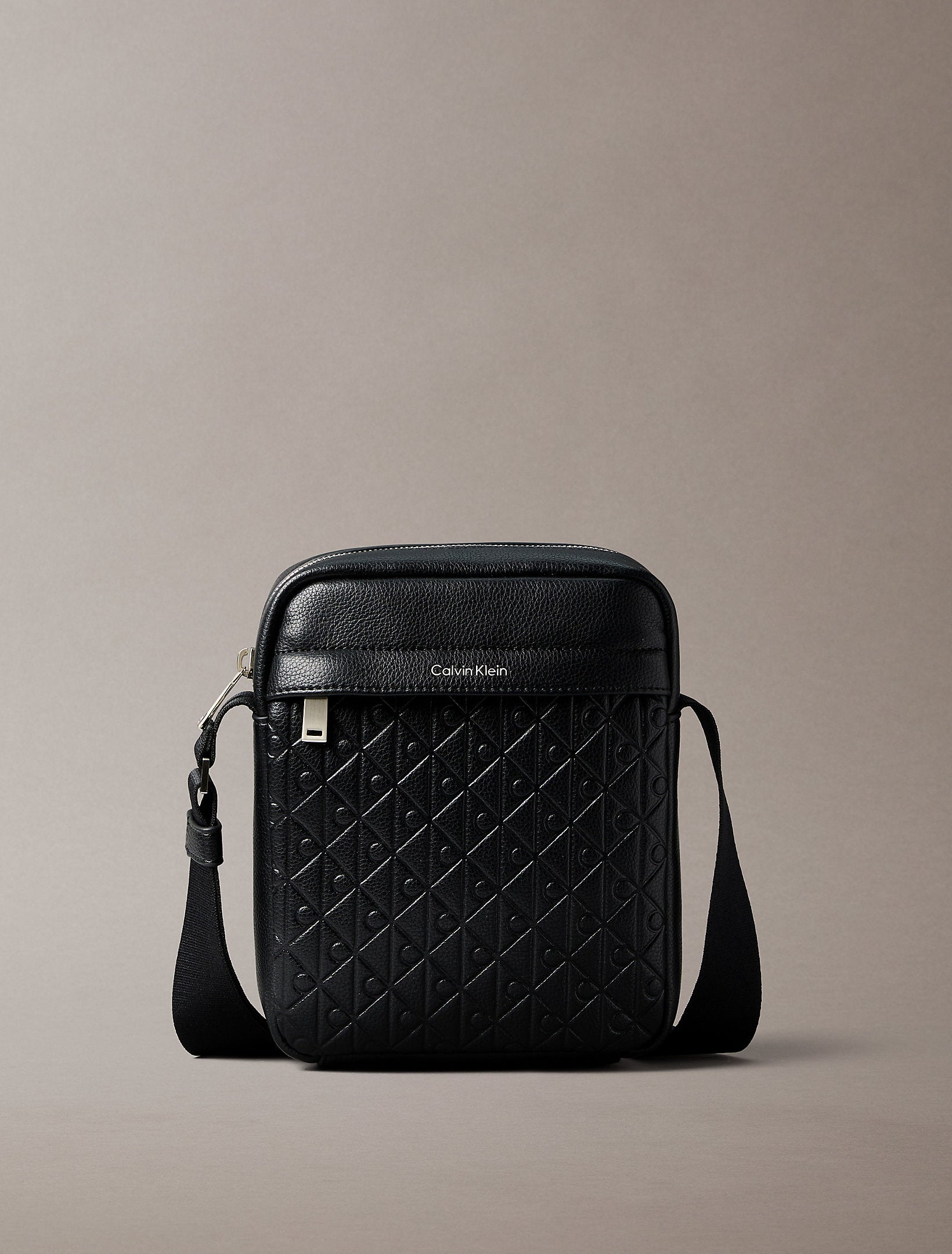 Calvin Klein Emblem Emboss Reporter Bag