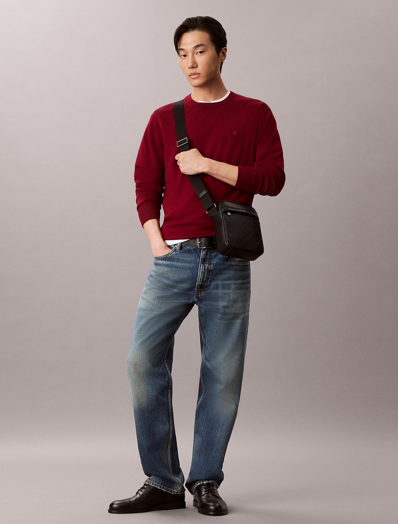 Calvin Klein Emblem Aop Deboss Reporter Bag