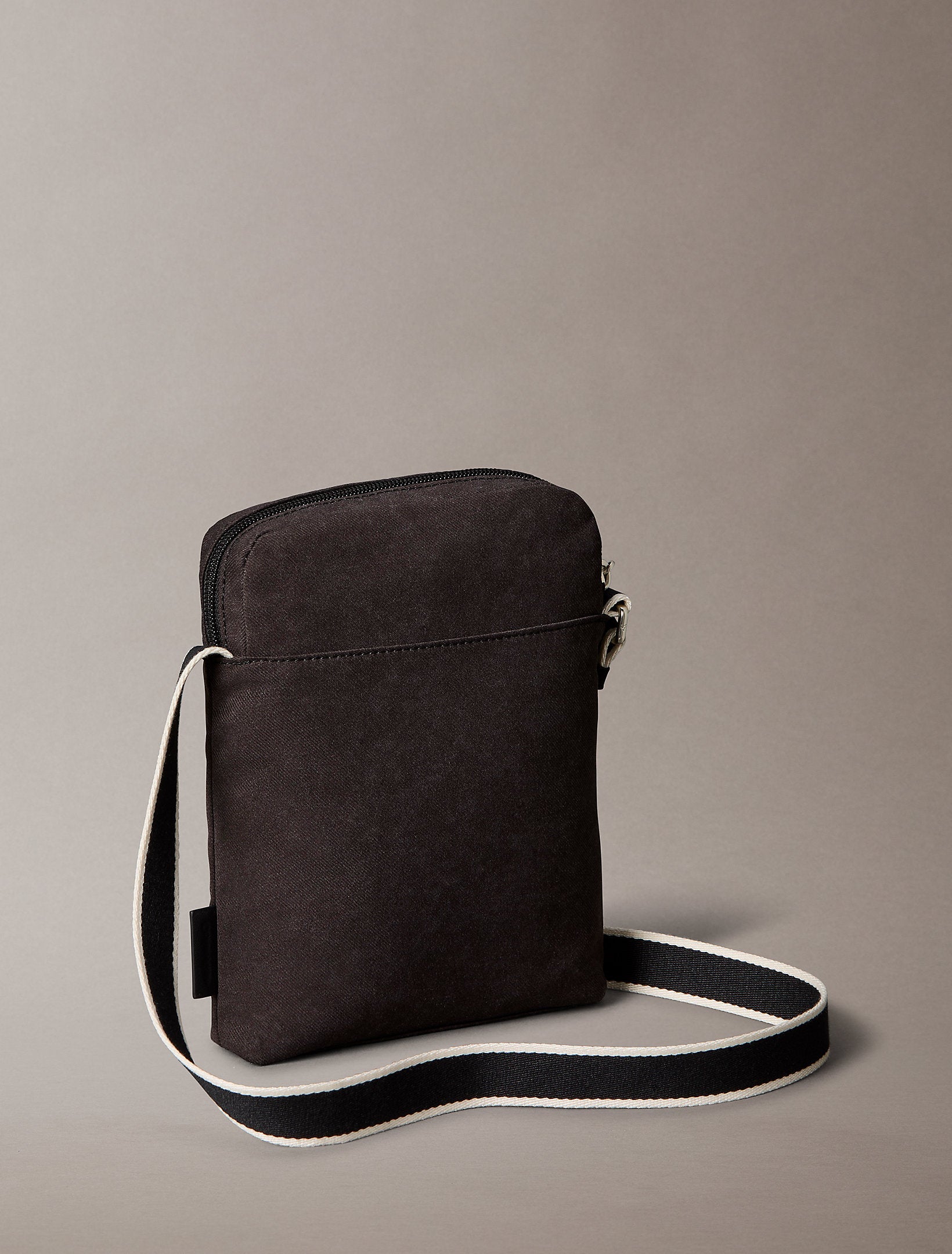 Calvin Klein Graphic Reporter Bag