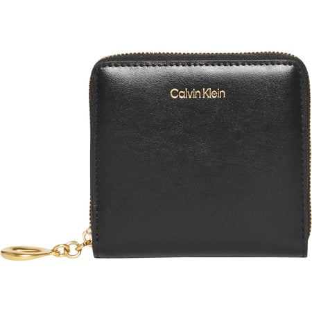 محفظة كالفين كلاين Hardware Square Zip Around