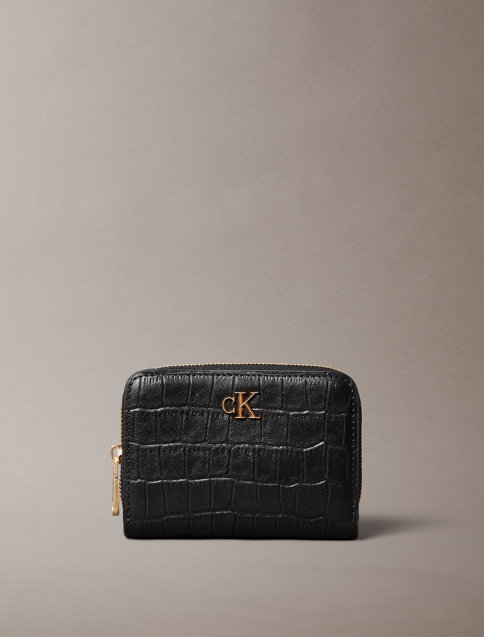 محفظة كالفين كلاين Croc Medium Flap Zip Around