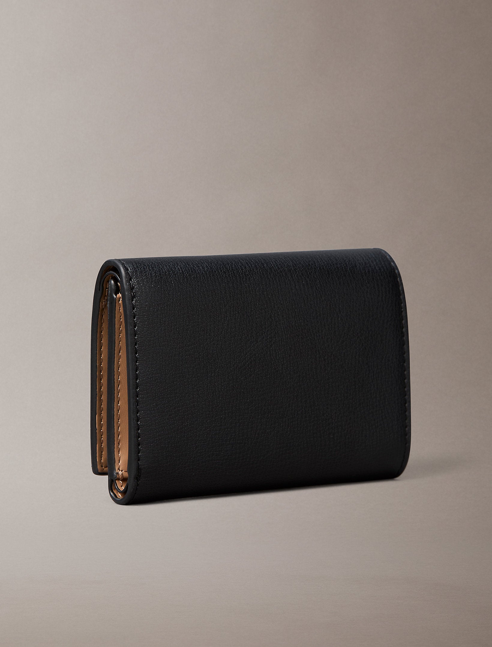 Calvin Klein Trifold With Zip Pocket Wallet