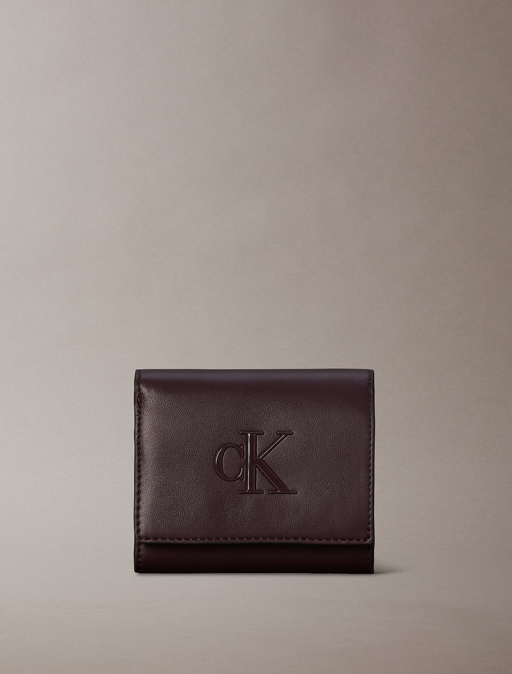 Calvin Klein Bold Medium Bifold Wallet