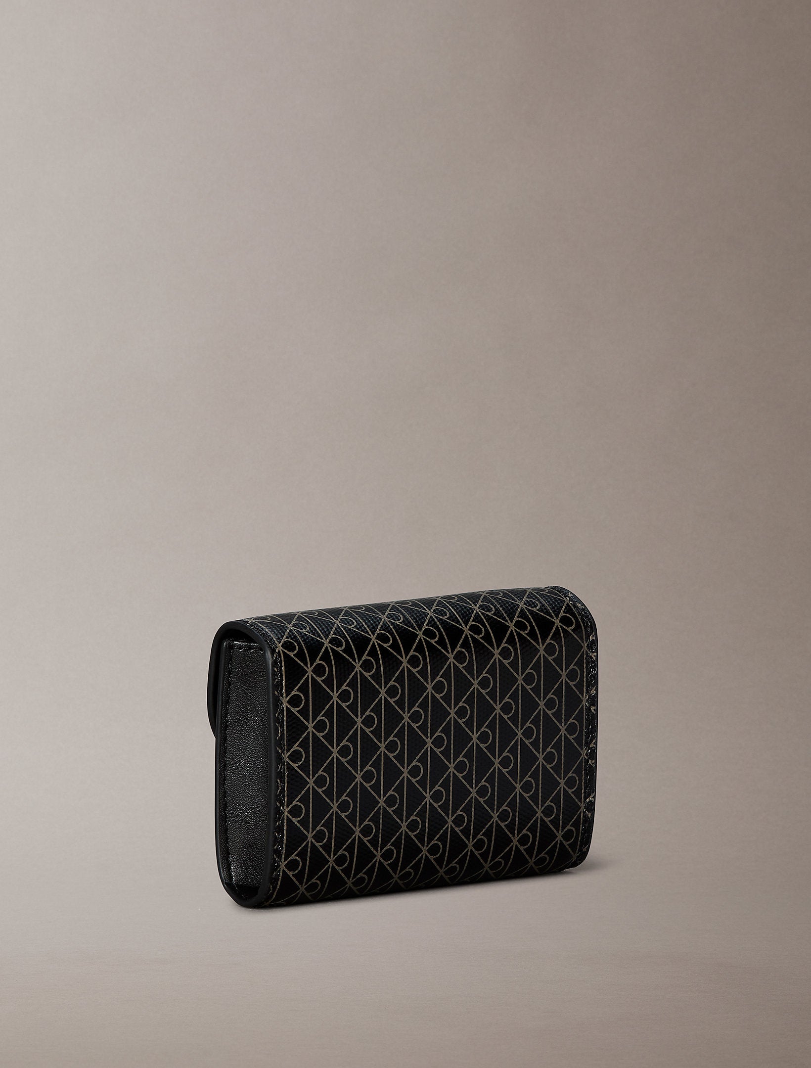Calvin Klein Emblem Aop Flap Coin Wallet