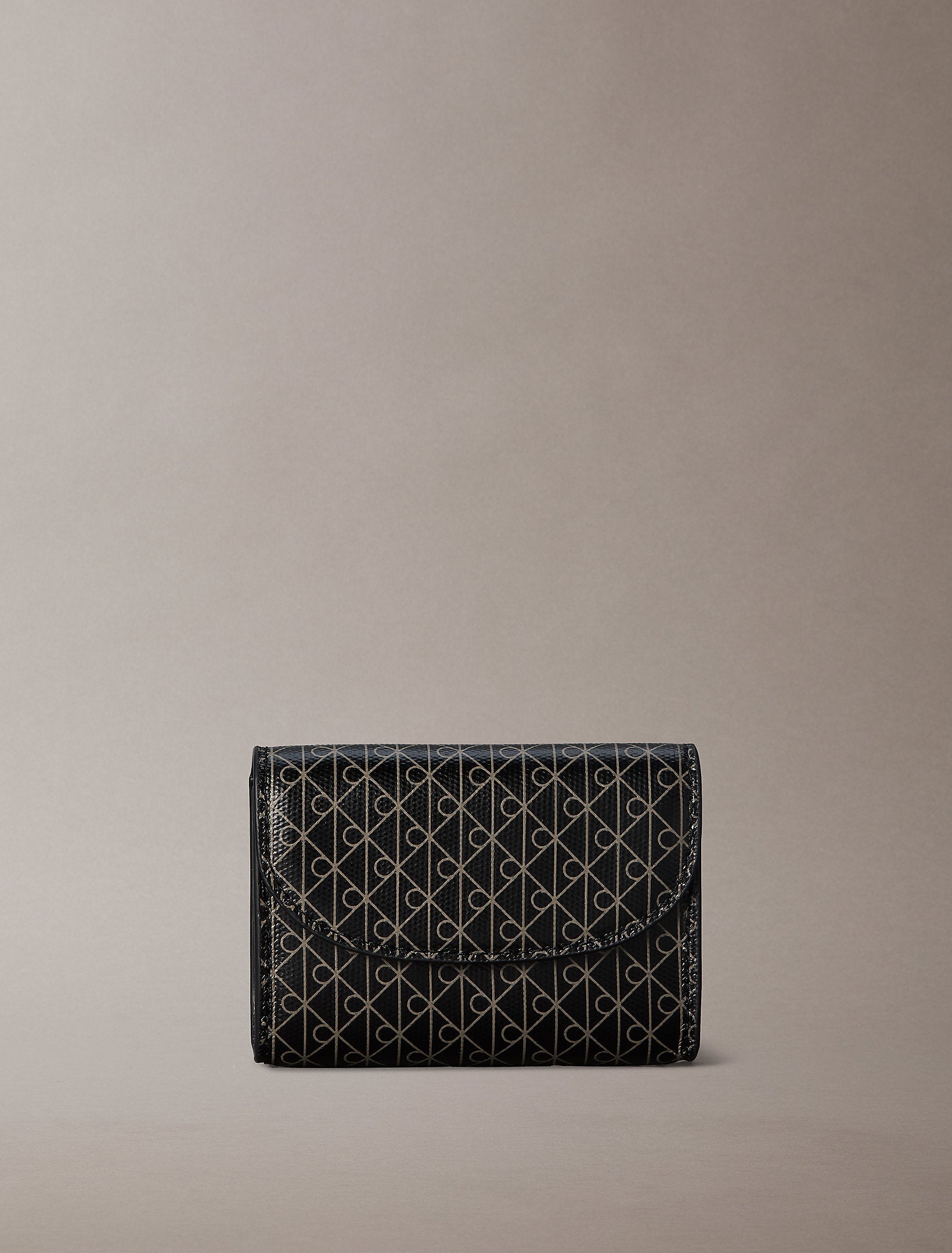 Calvin Klein Emblem Aop Flap Coin Wallet