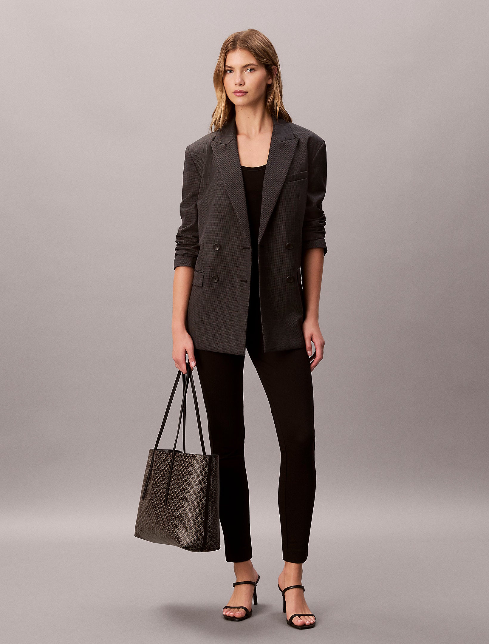 حقيبة كالفين كلاين Tote With Pouch On Strap