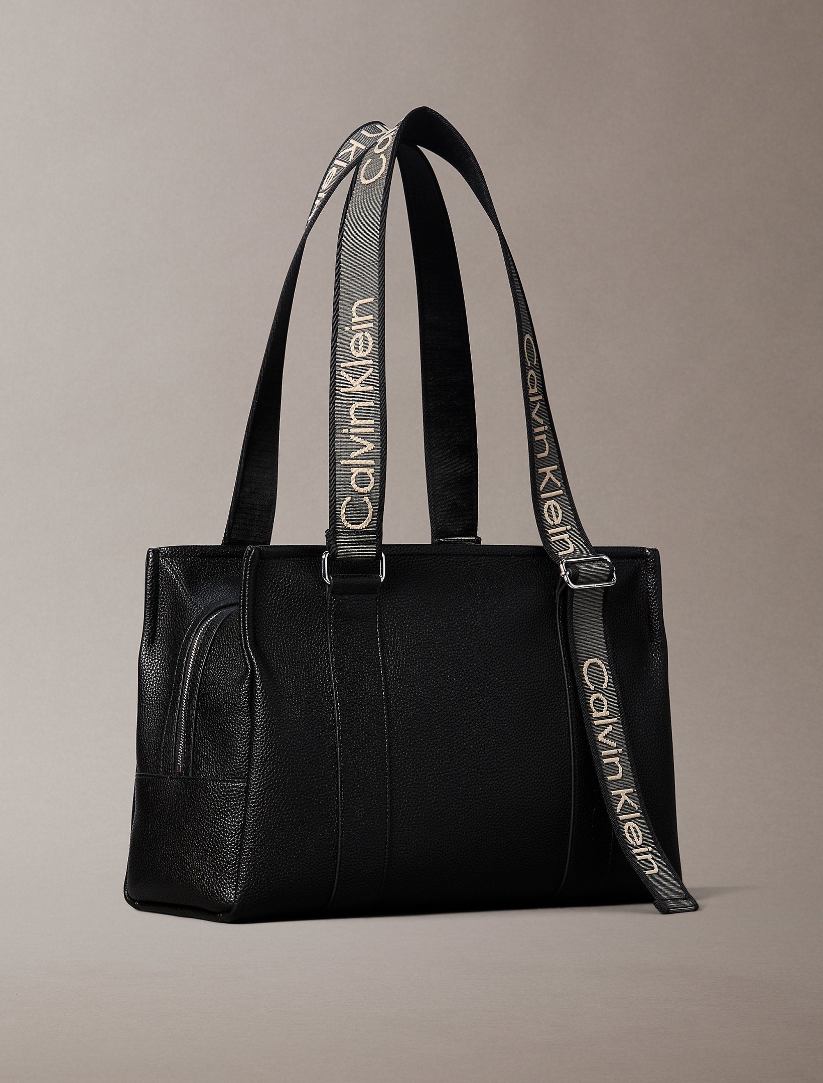 حقيبة كالفين كلاين Webbing Adj Strap Tote