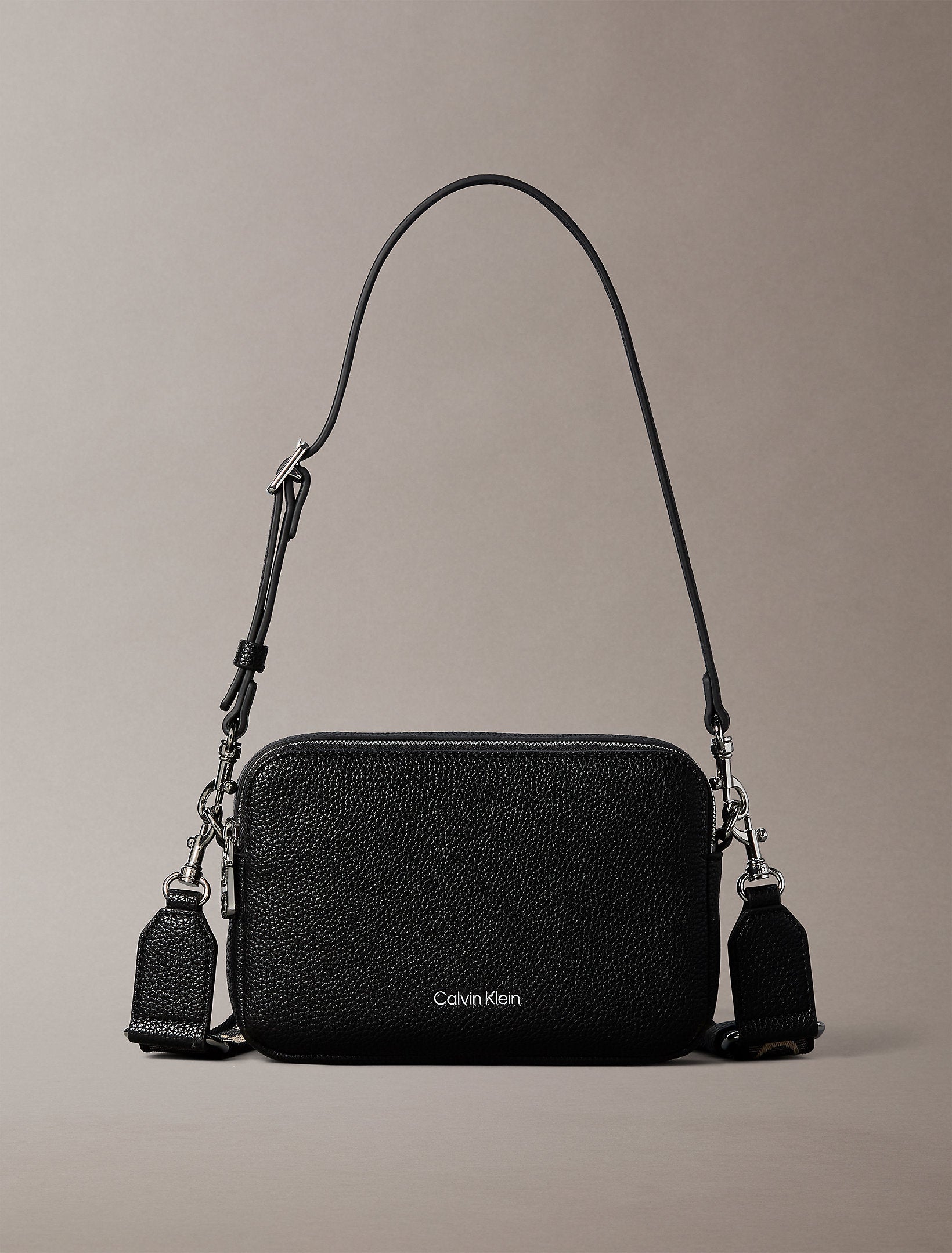 Calvin Klein Webbing 2x Strap Camera Bag