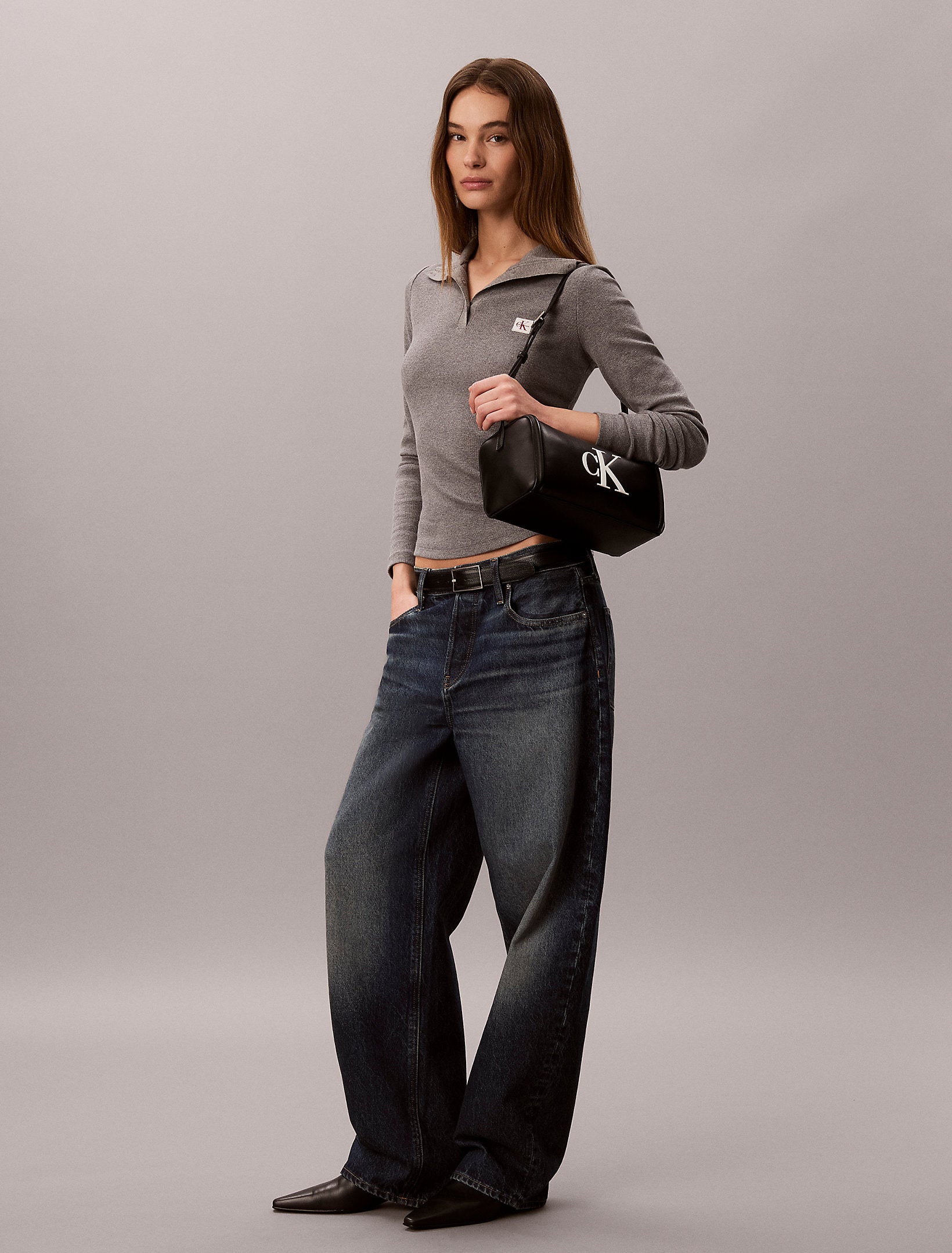 حقيبة كالفين كلاين Bold Slouchy Shoulder