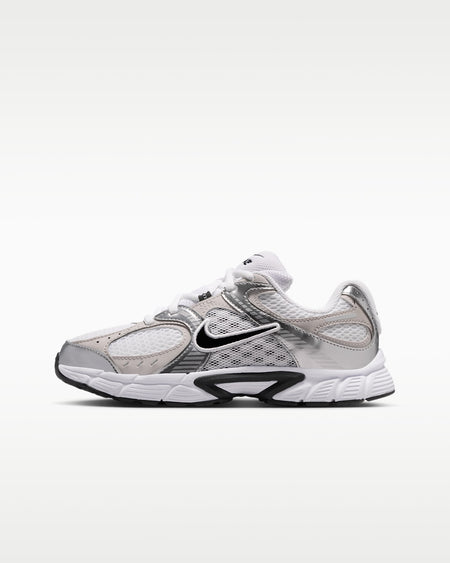 Nike V5 Rnr Sneaker