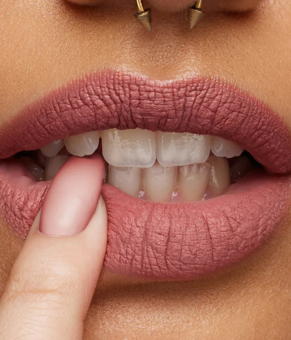 Huda Beauty Liquid Matte Ultra-Comfort Transfer-Proof Lipstick Lipstick