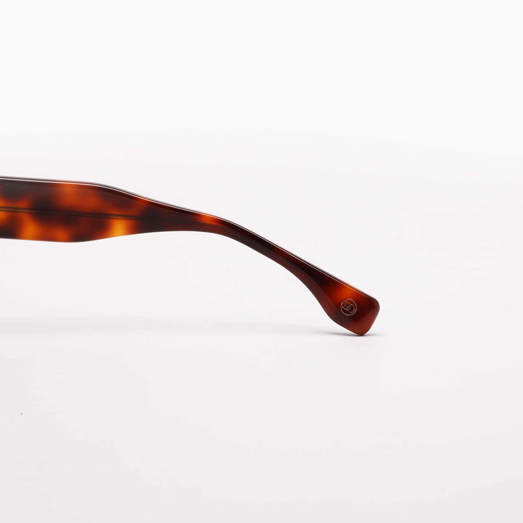 משקפי שמש דנון