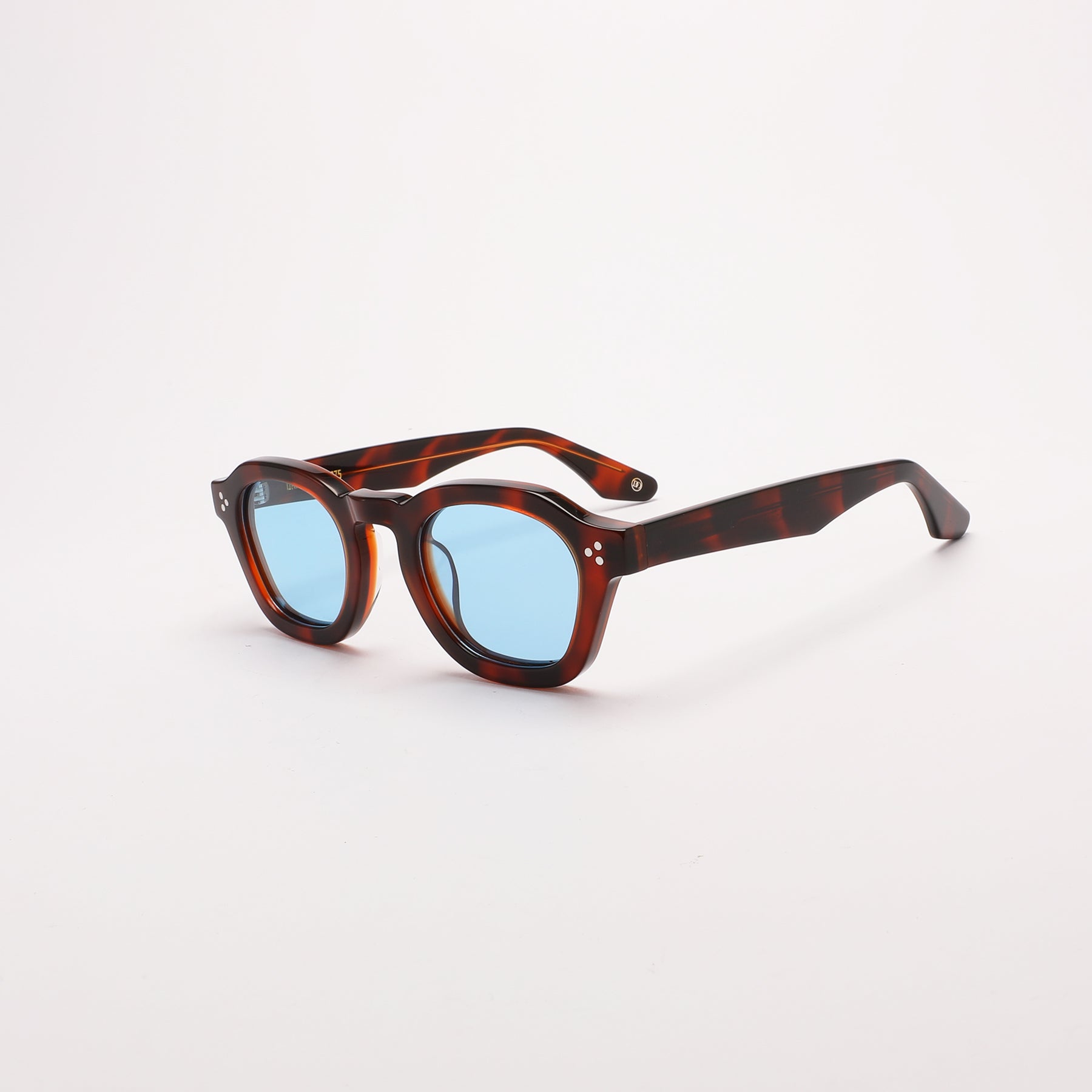 משקפי שמש דנון