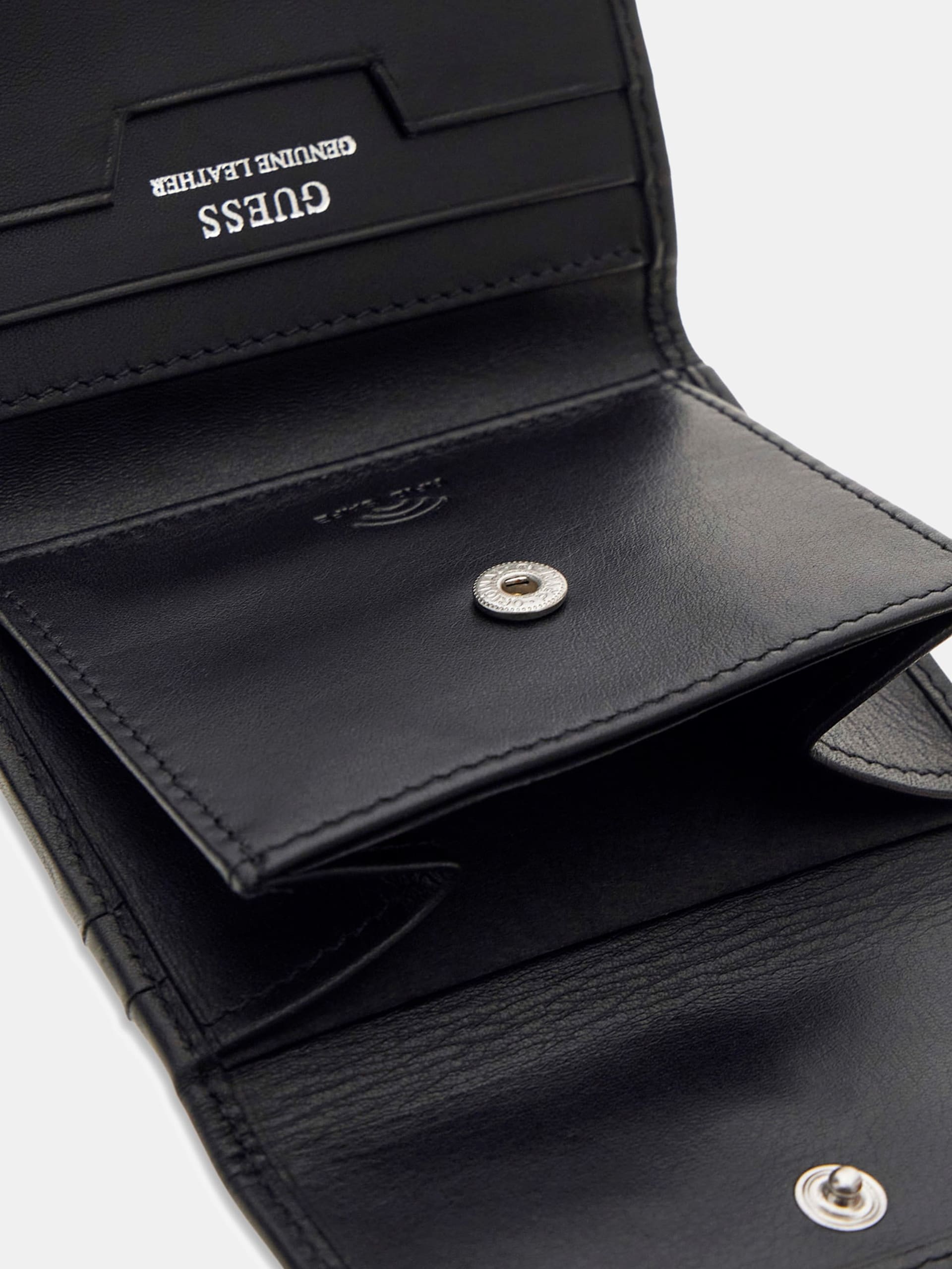 Guess Wallet