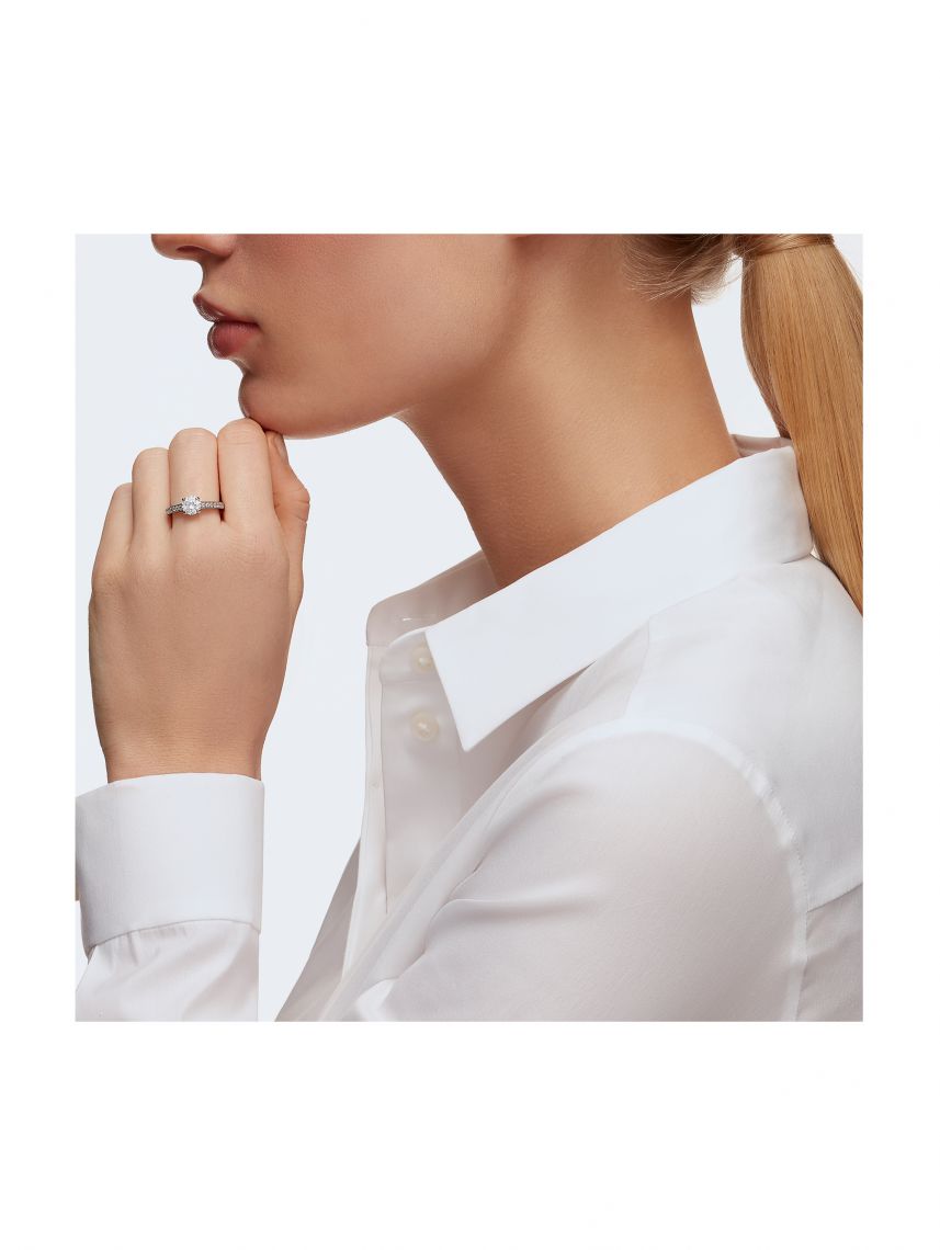 خاتم سواروفسكي Attract