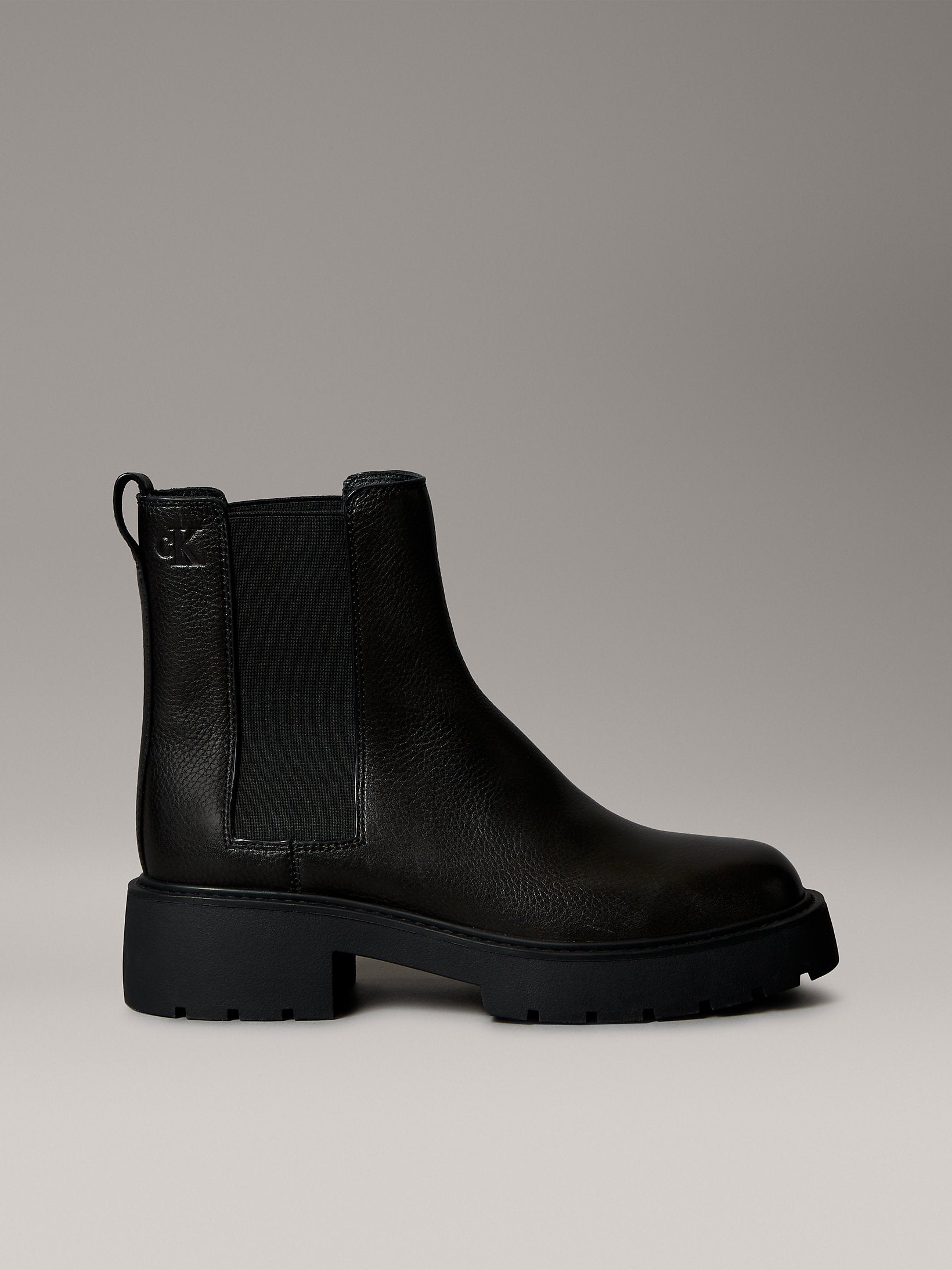 حذاء كالفين كلاين Chunky Chelsea Boot Lth