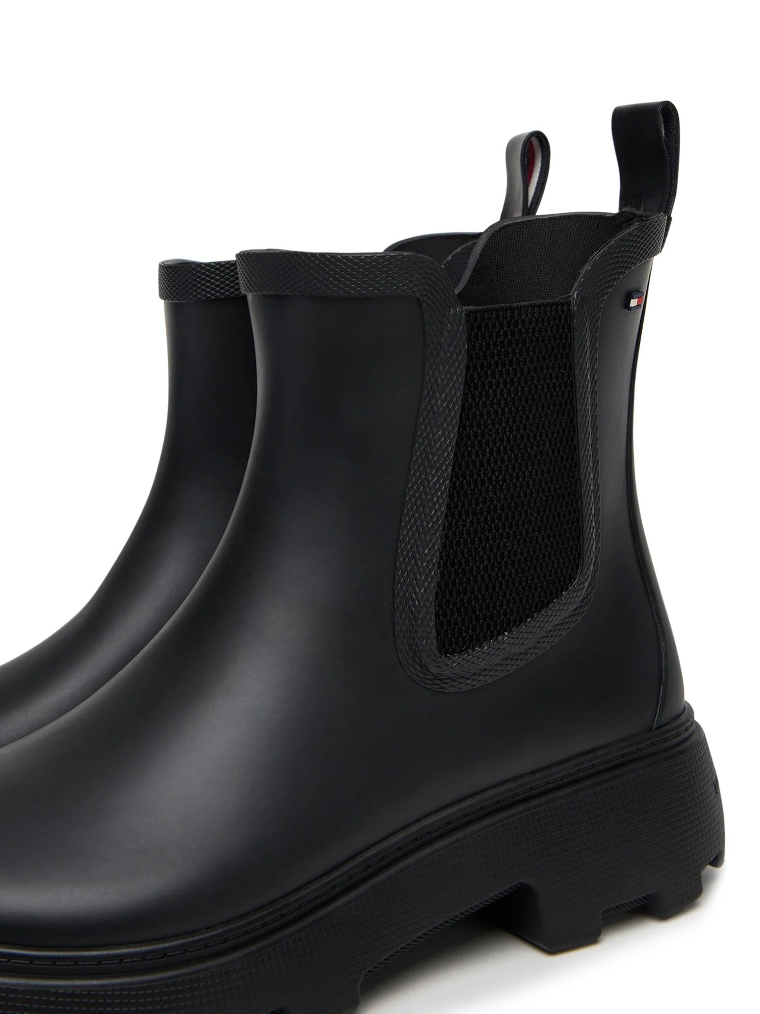 Boots טומי הילפיגר Rubber Flag Cleated