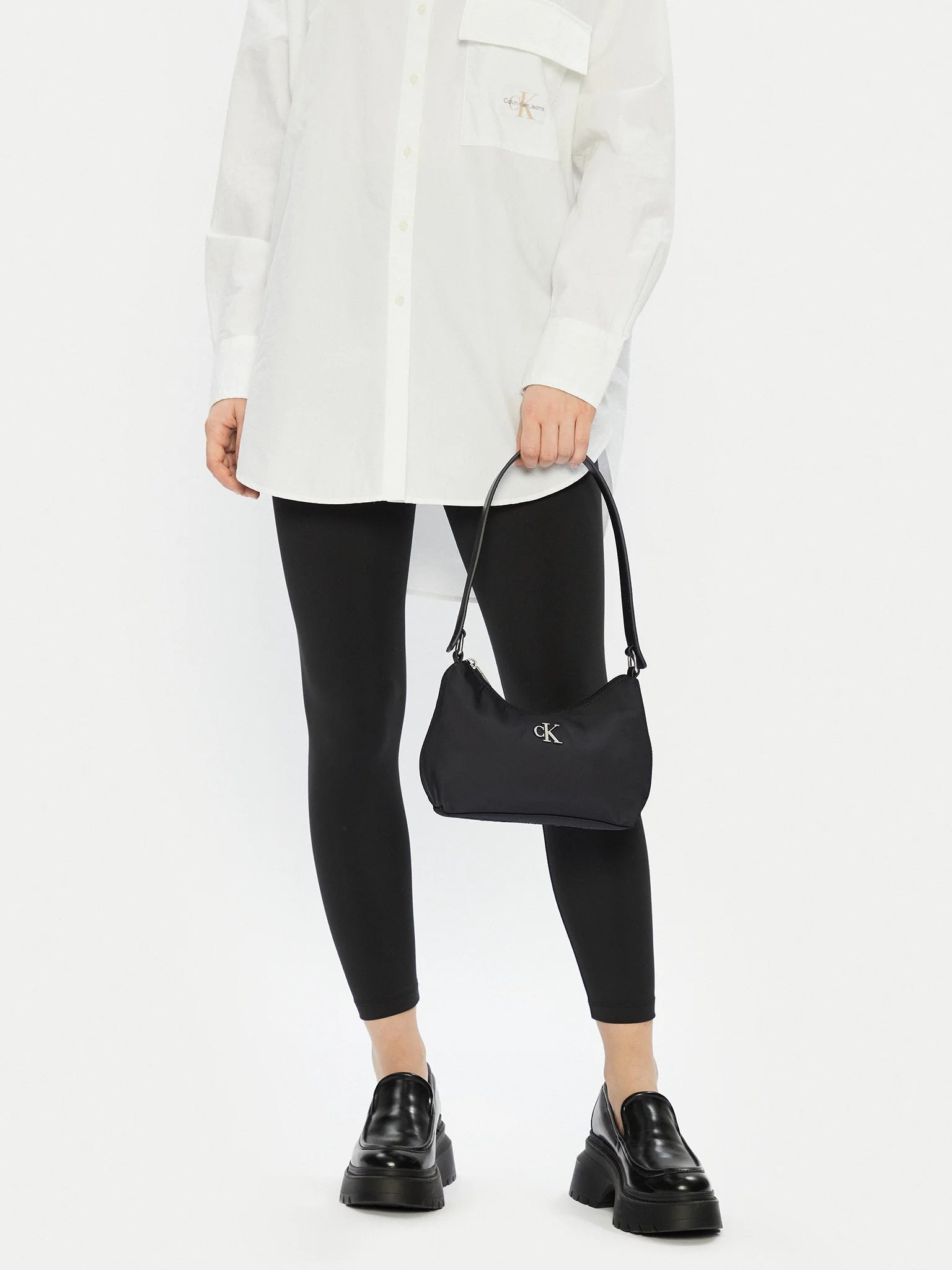 תיק קלווין קליין