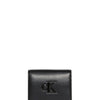 محفظة كالفين كلاين Raised Medium Bifold