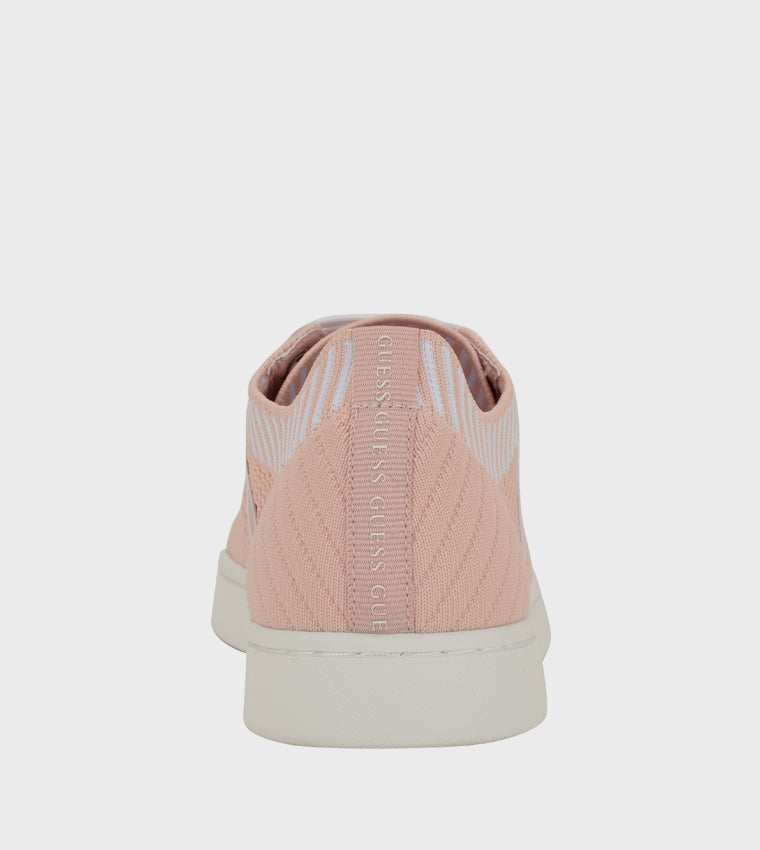 סניקרס גס Jrixie