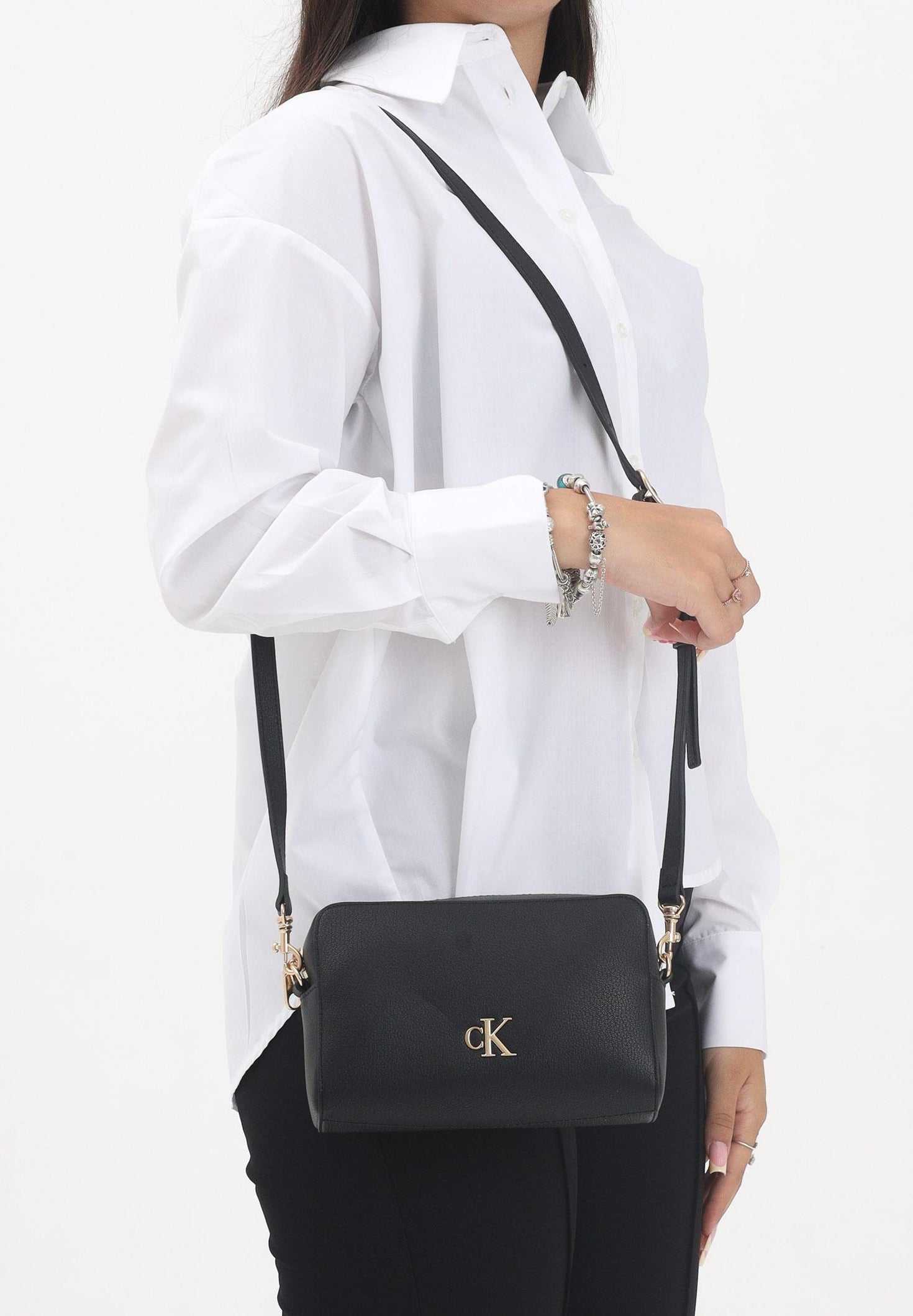 Calvin Klein Minimal Monogram Ew Camera Bag