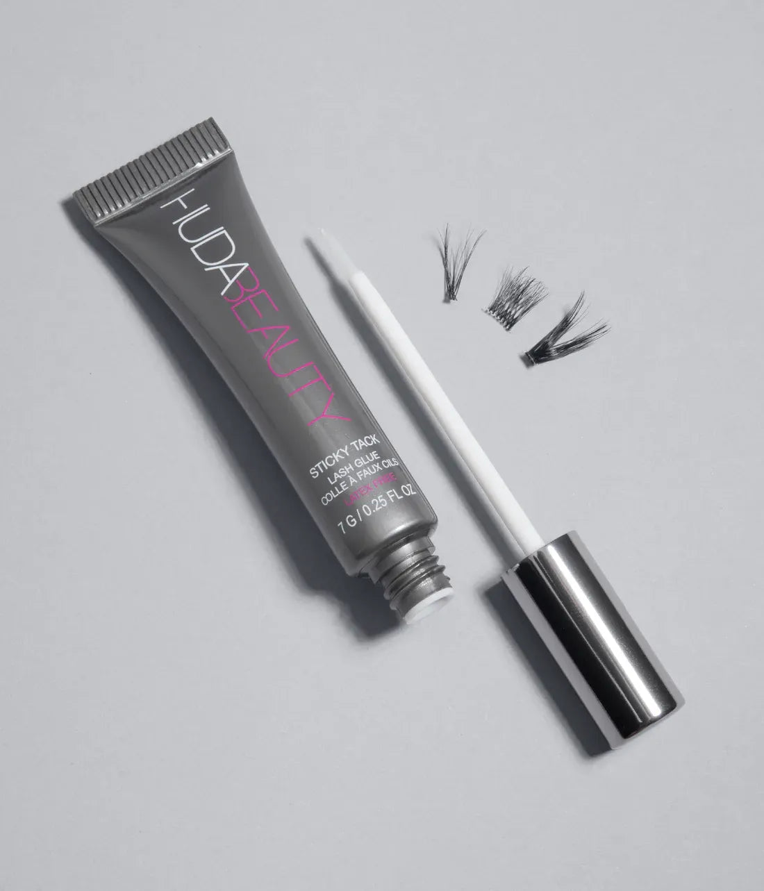 Huda Beauty Sticky Tack Lash Glue False Lashes