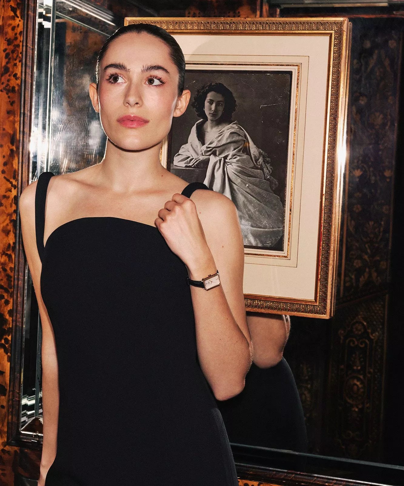 ساعة تيسوت Srv