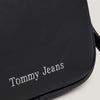 حقيبة تومي هيلفيجر Metal Logo Camera Bag