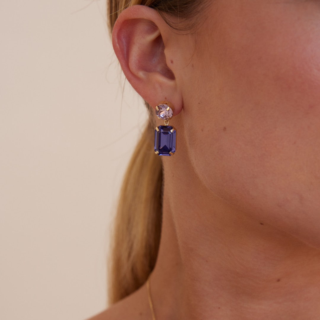 עגילים מעבדות